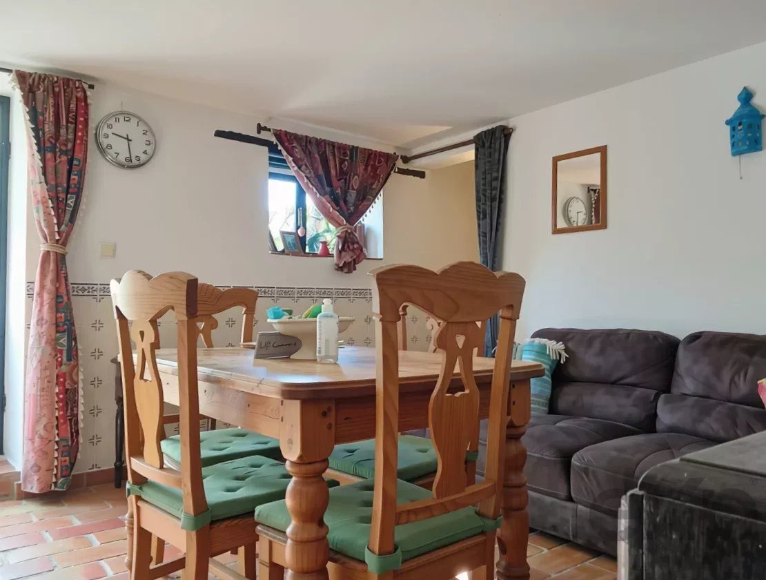 Propriedade exclusiva com cinco unidades independentes e potencial de investimento 87113034 image 106