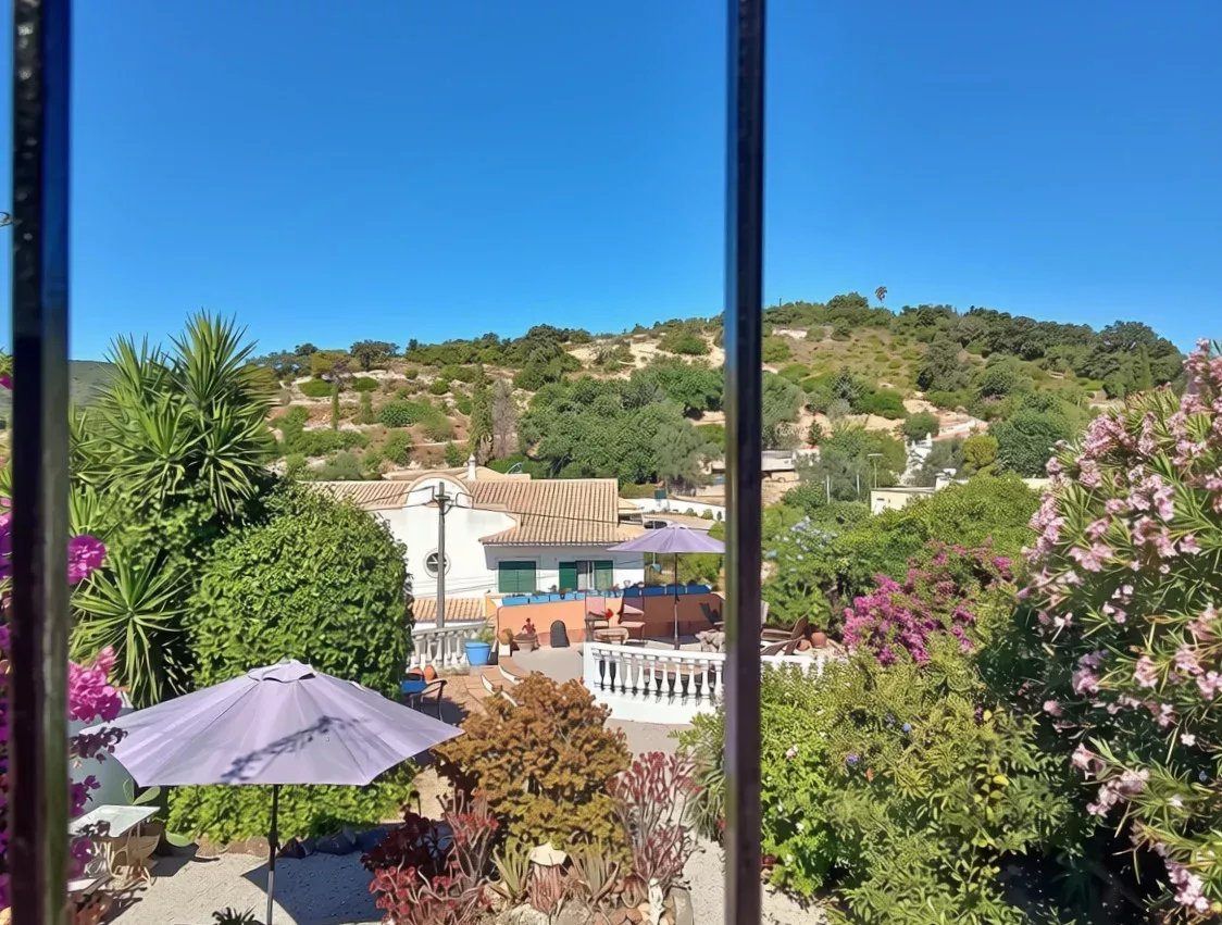 Propriedade exclusiva com cinco unidades independentes e potencial de investimento 87113034 image 66