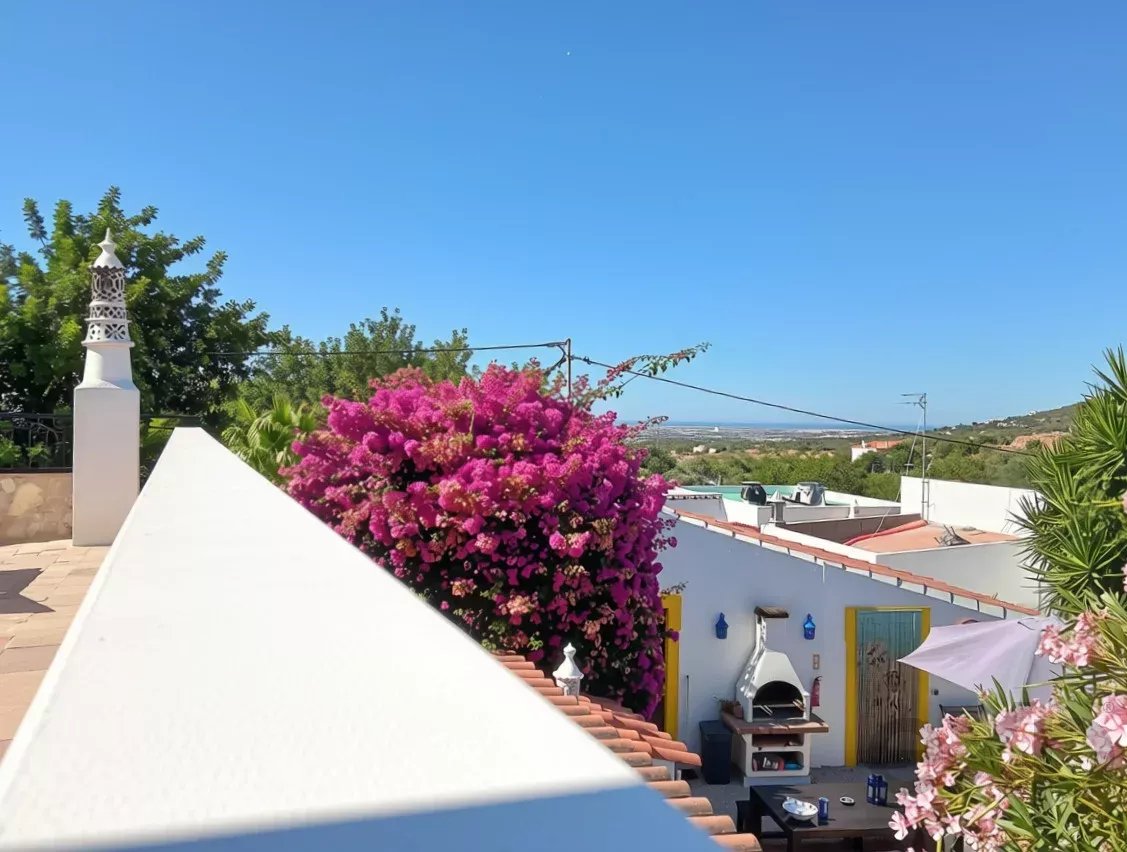 Propriedade exclusiva com cinco unidades independentes e potencial de investimento 87113034 image 60