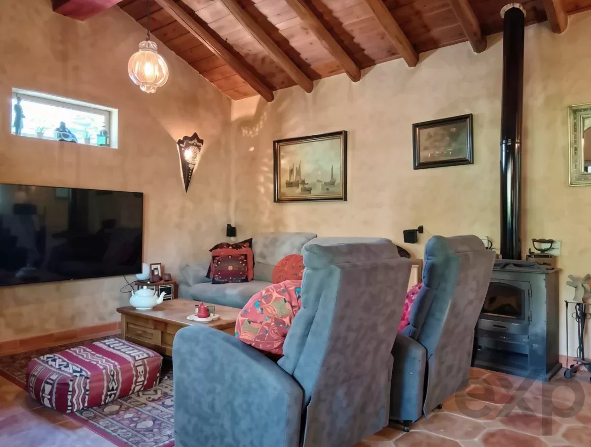 Propriedade exclusiva com cinco unidades independentes e potencial de investimento 87113034 image 115