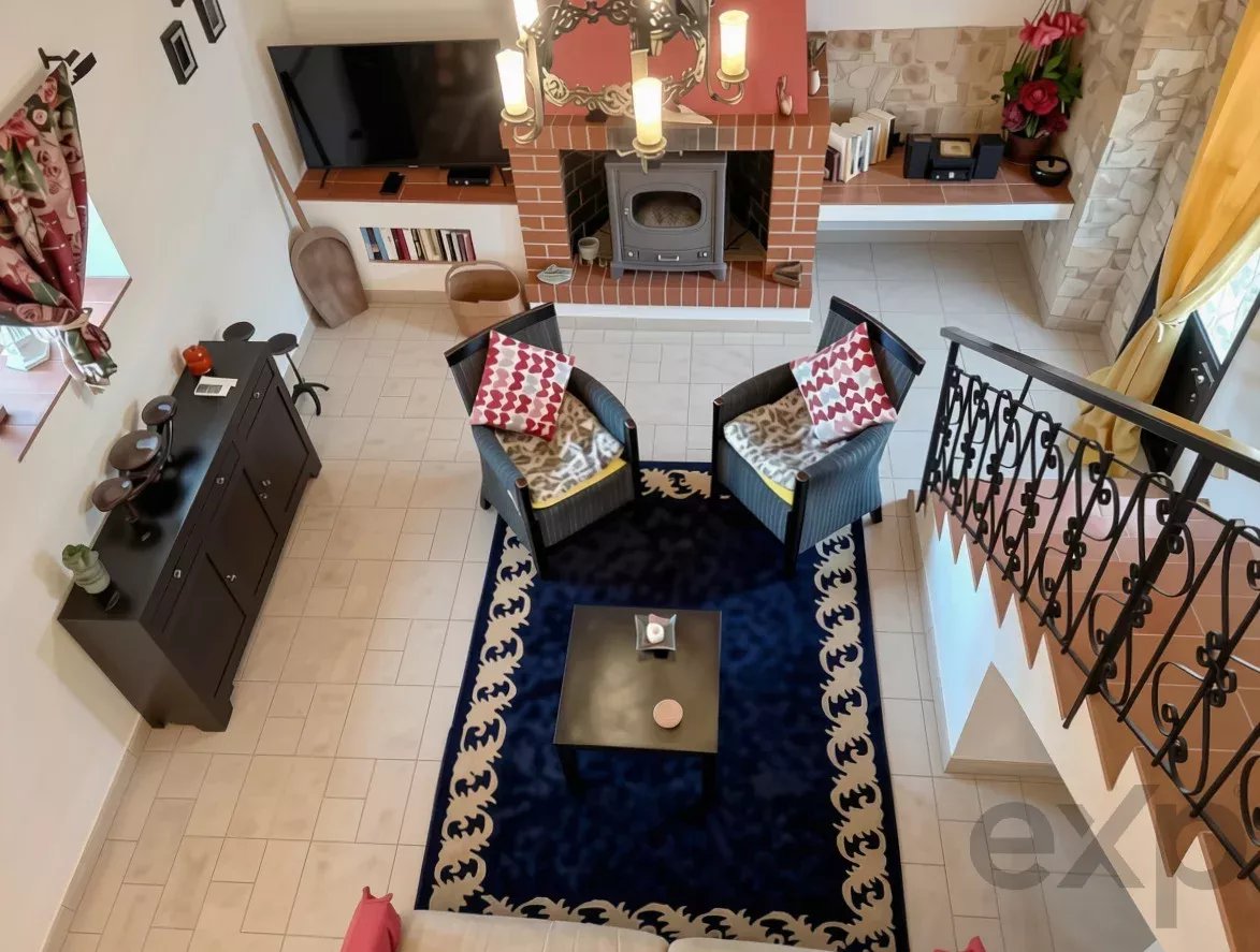 Propriedade exclusiva com cinco unidades independentes e potencial de investimento 87113034 image 86