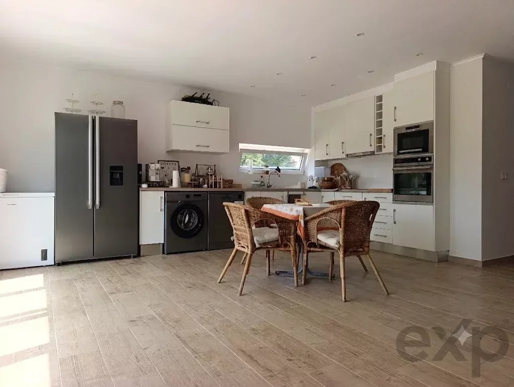 Moradia à venda em Olalhas, 208 m²