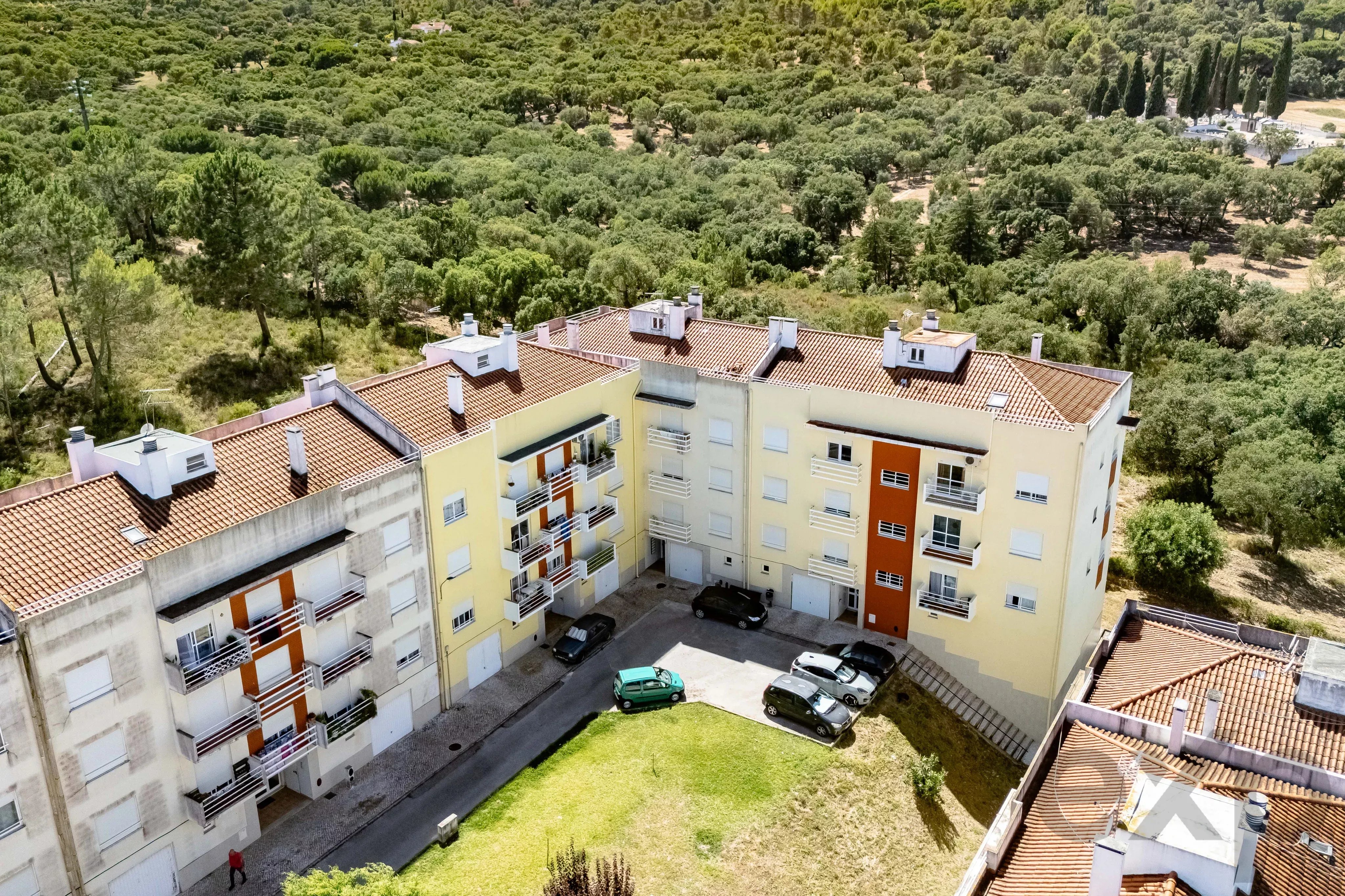 T2 Apartment with Garage, Ota, Alenquer 87114150 image 1