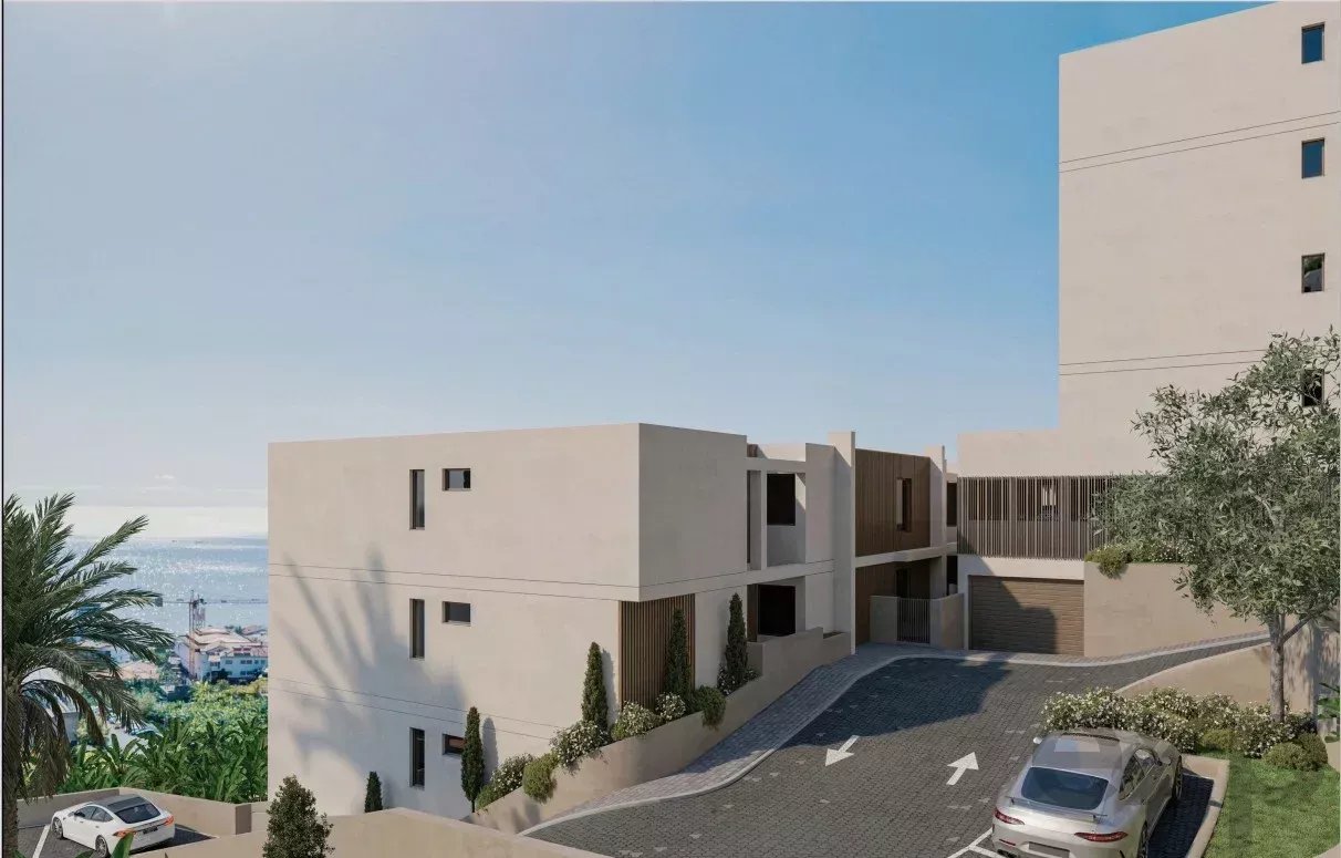 Apartamento à venda em Câmara de Lobos, 165 m²