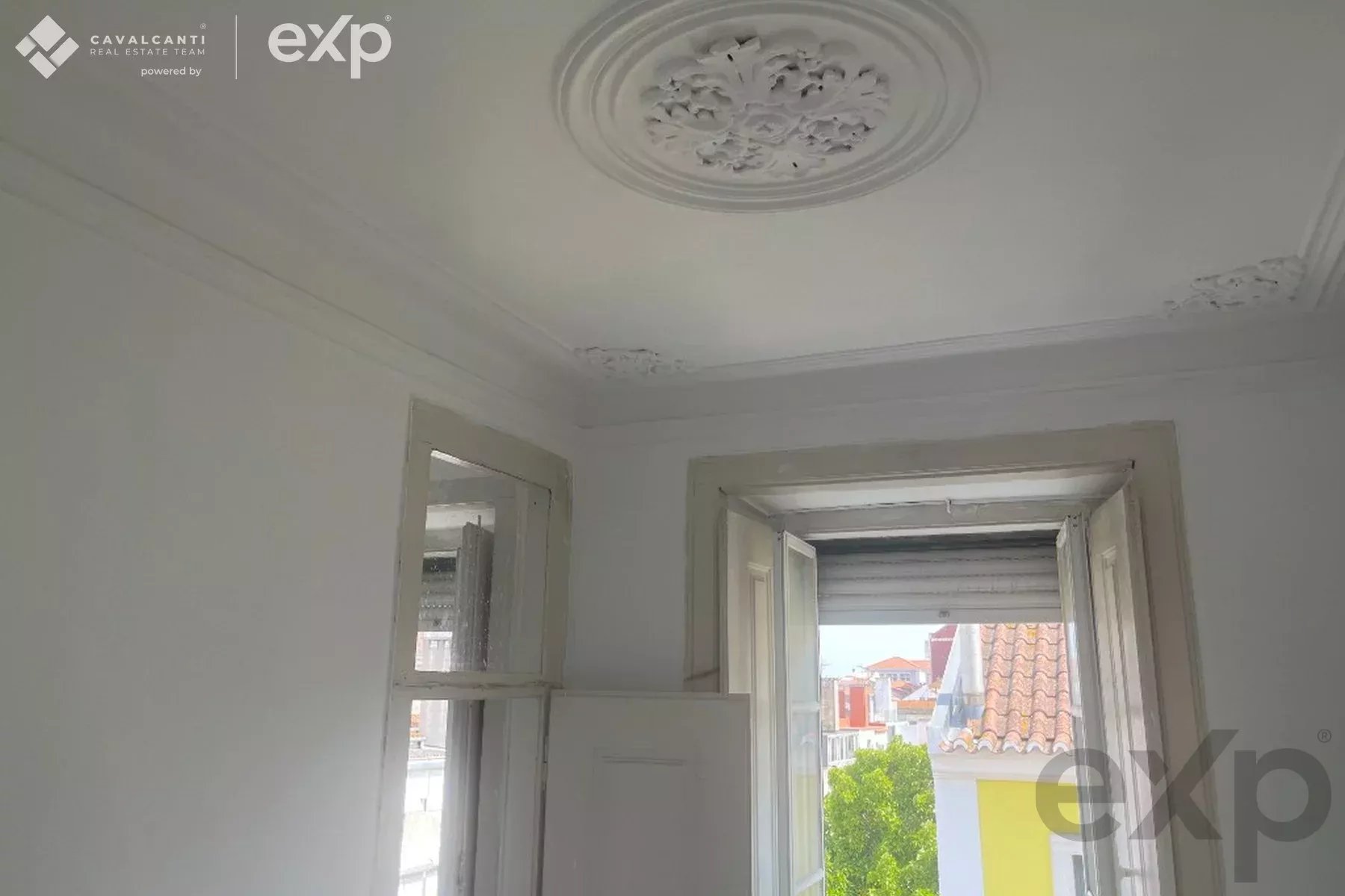 T2 COM VISTA TEJO NA GRAÇA | CHARME AUTÊNTICO NO CORAÇÃO DE LISBOA 87114945 image 26