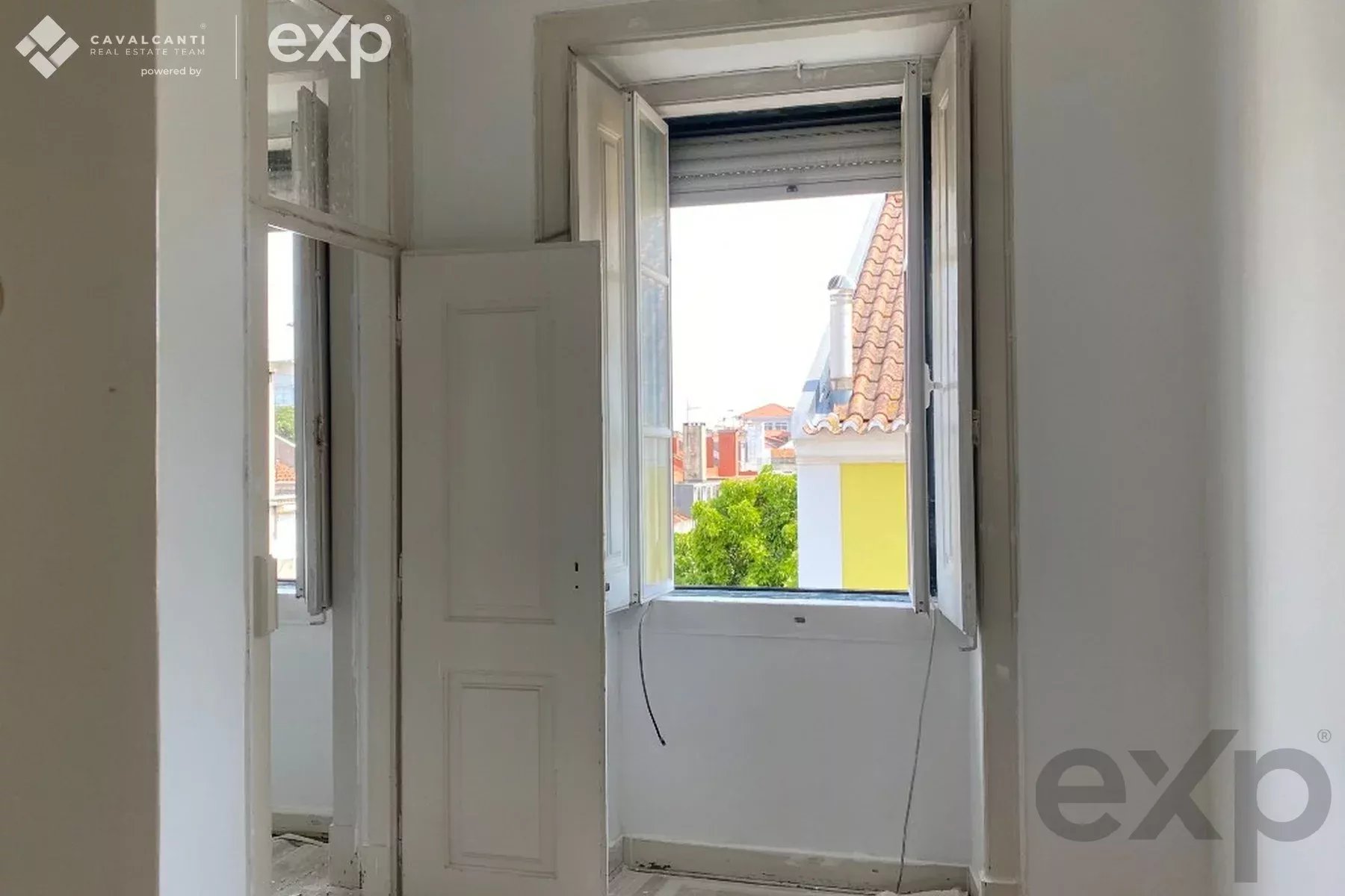 T2 COM VISTA TEJO NA GRAÇA | CHARME AUTÊNTICO NO CORAÇÃO DE LISBOA 87114945 image 41