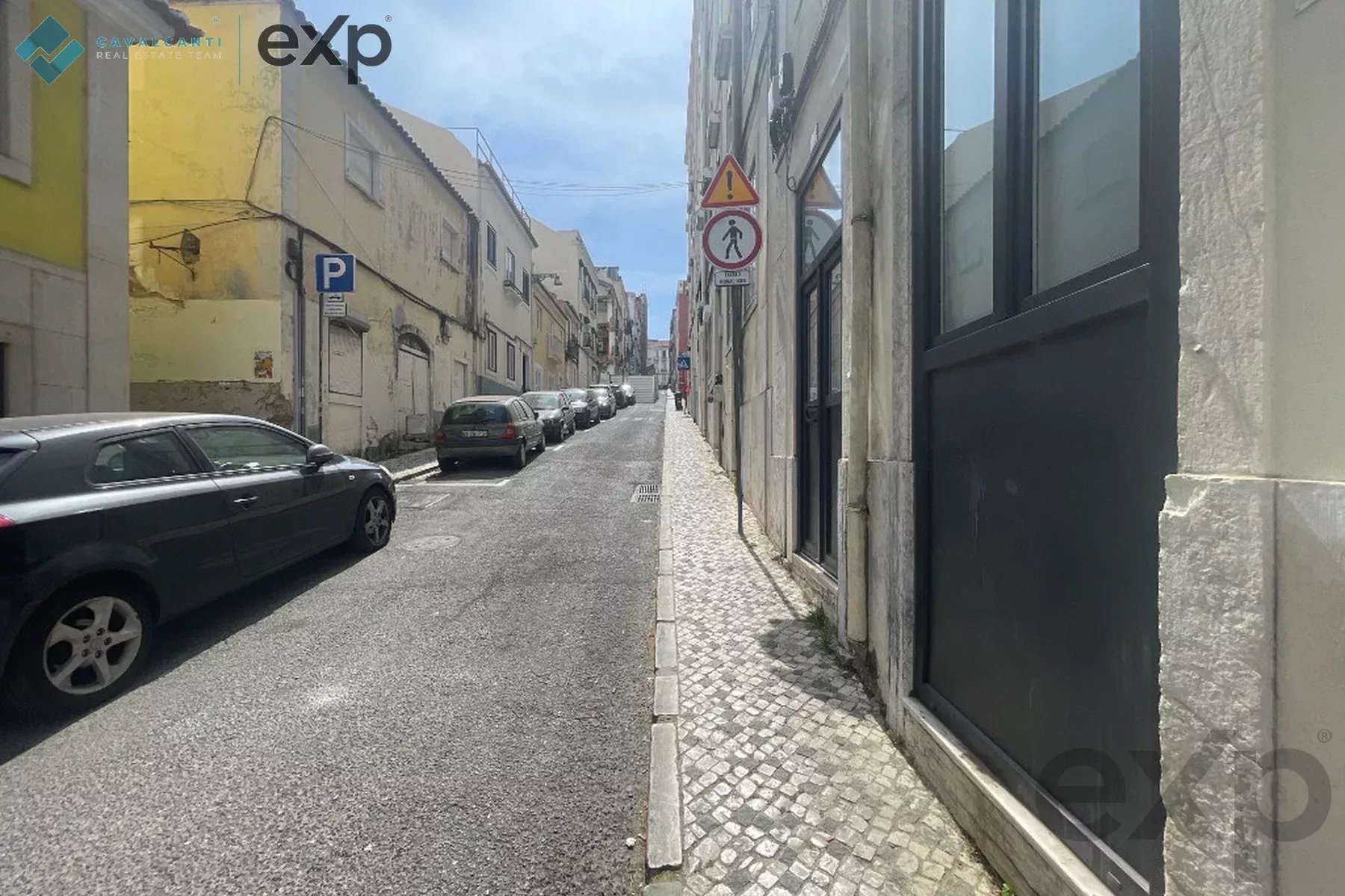 T2 COM VISTA TEJO NA GRAÇA | CHARME AUTÊNTICO NO CORAÇÃO DE LISBOA 87114945 image 47