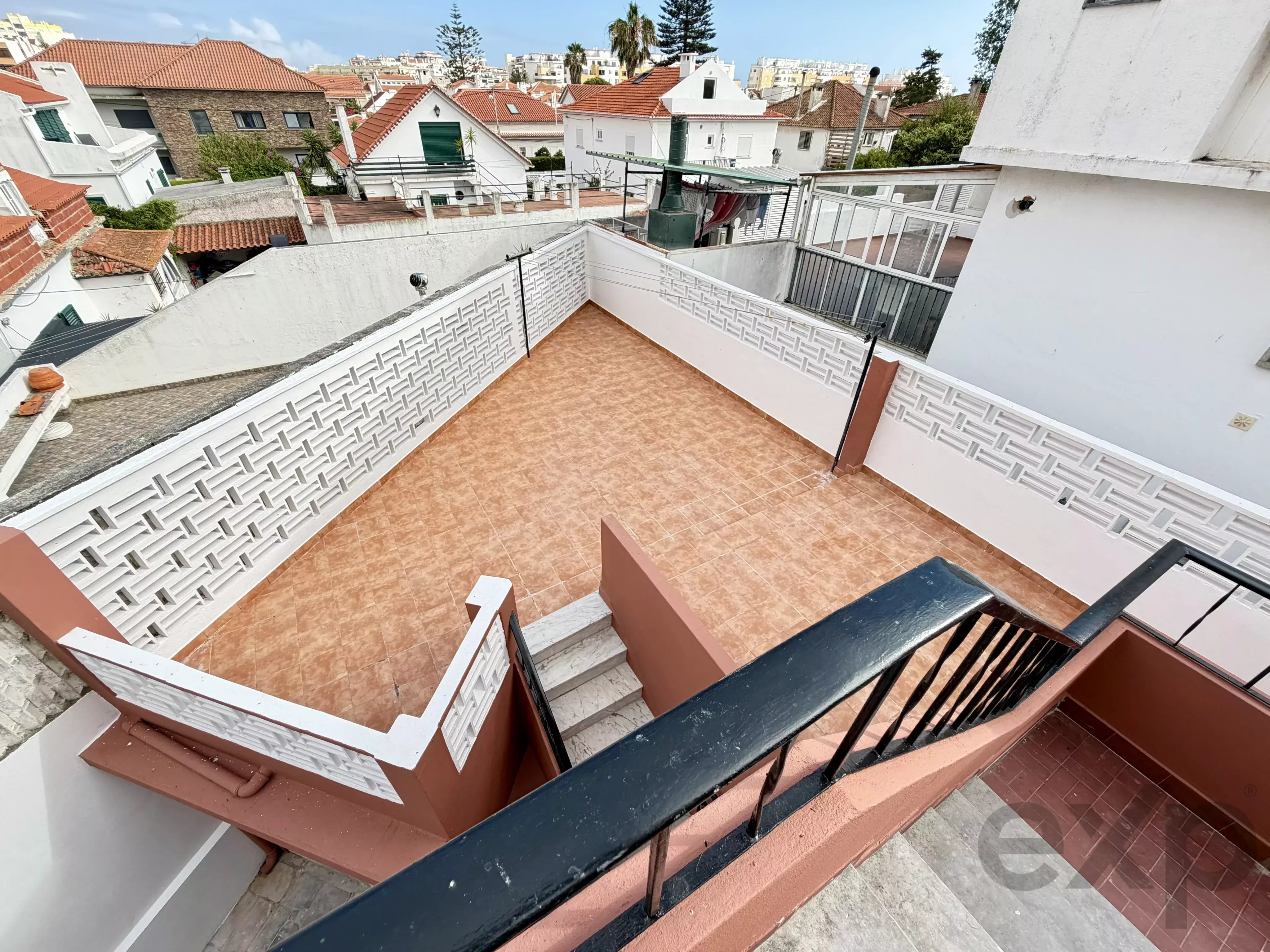 Apartamento para alugar em Costa da Caparica, 179 m²