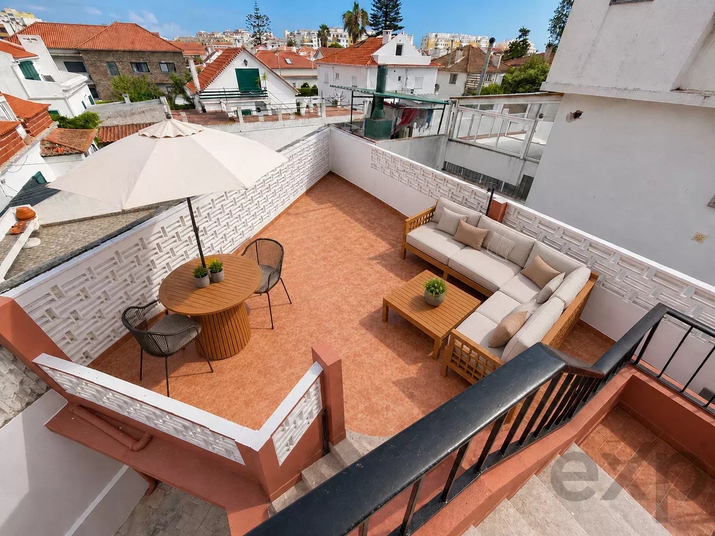 Apartamento para alugar em Costa da Caparica, 179 m²