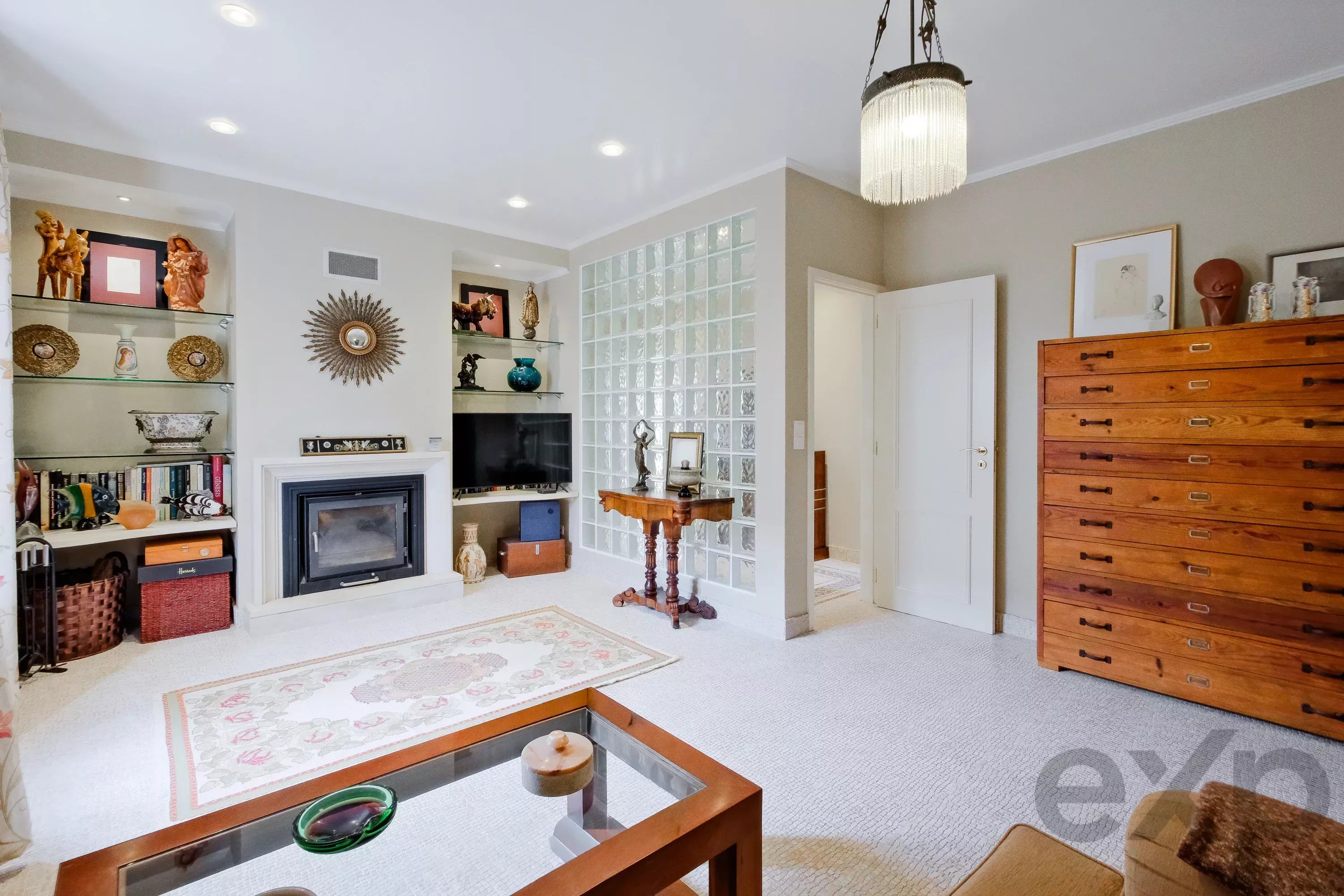 Single‑storey T2+1 house with terrace and annex including a bedroom, Lisbon, Campolide 87145582 image 5