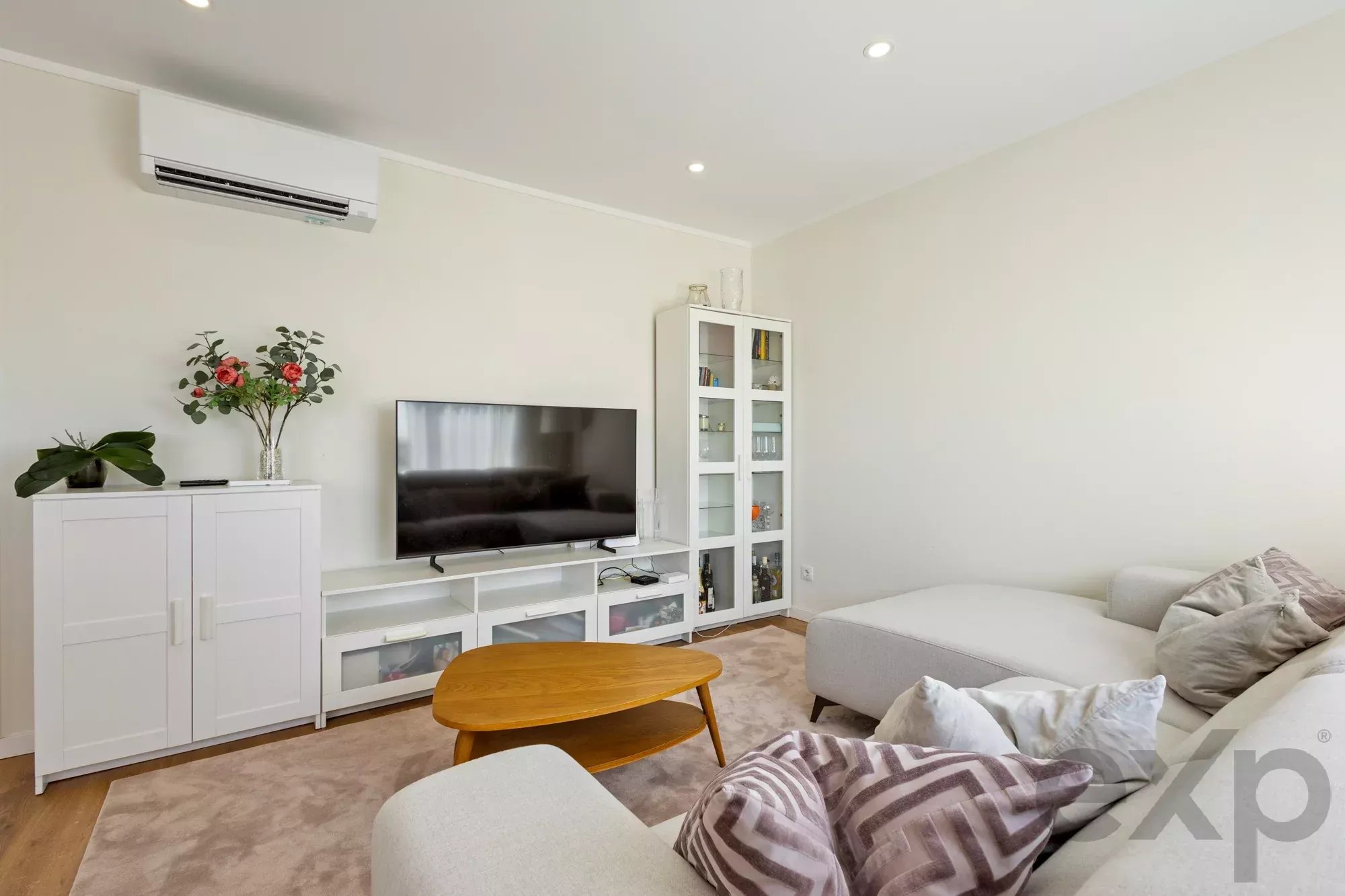 Amazing T2 with River view, garage 87152839 image 13