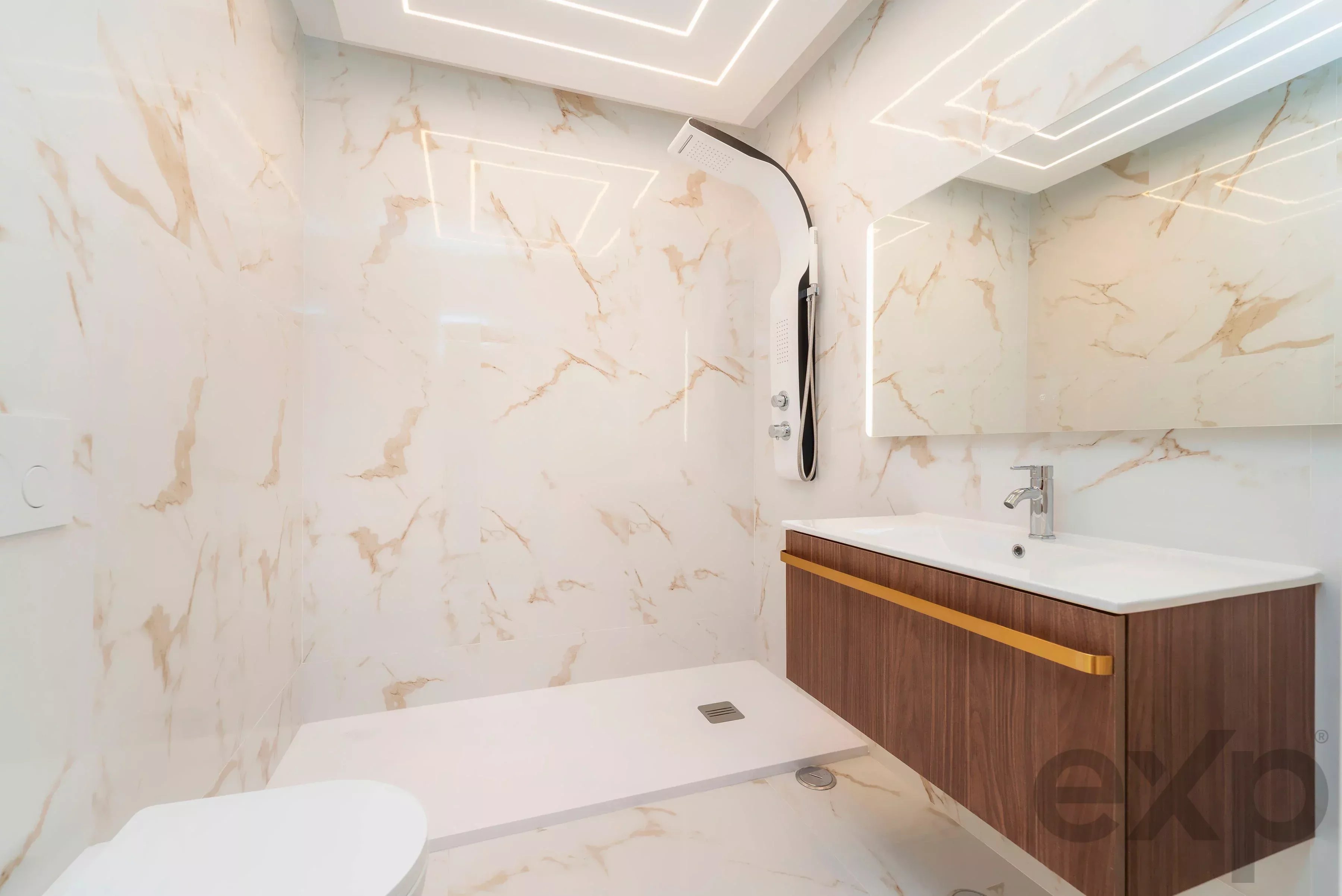 Modern sea‑front apartment in Quarteira 87155806 image 19