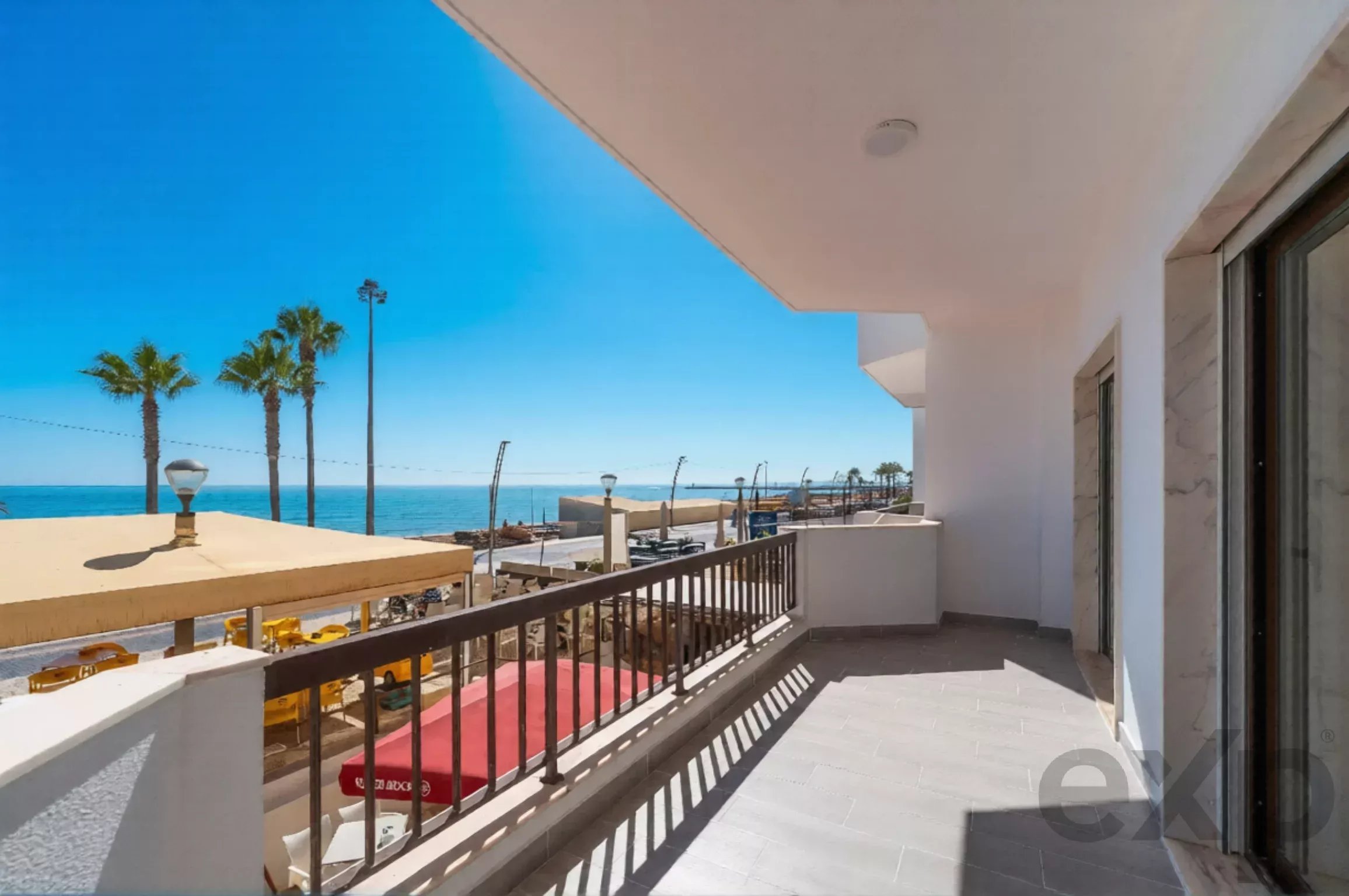 Modern sea‑front apartment in Quarteira 87155806 image 39