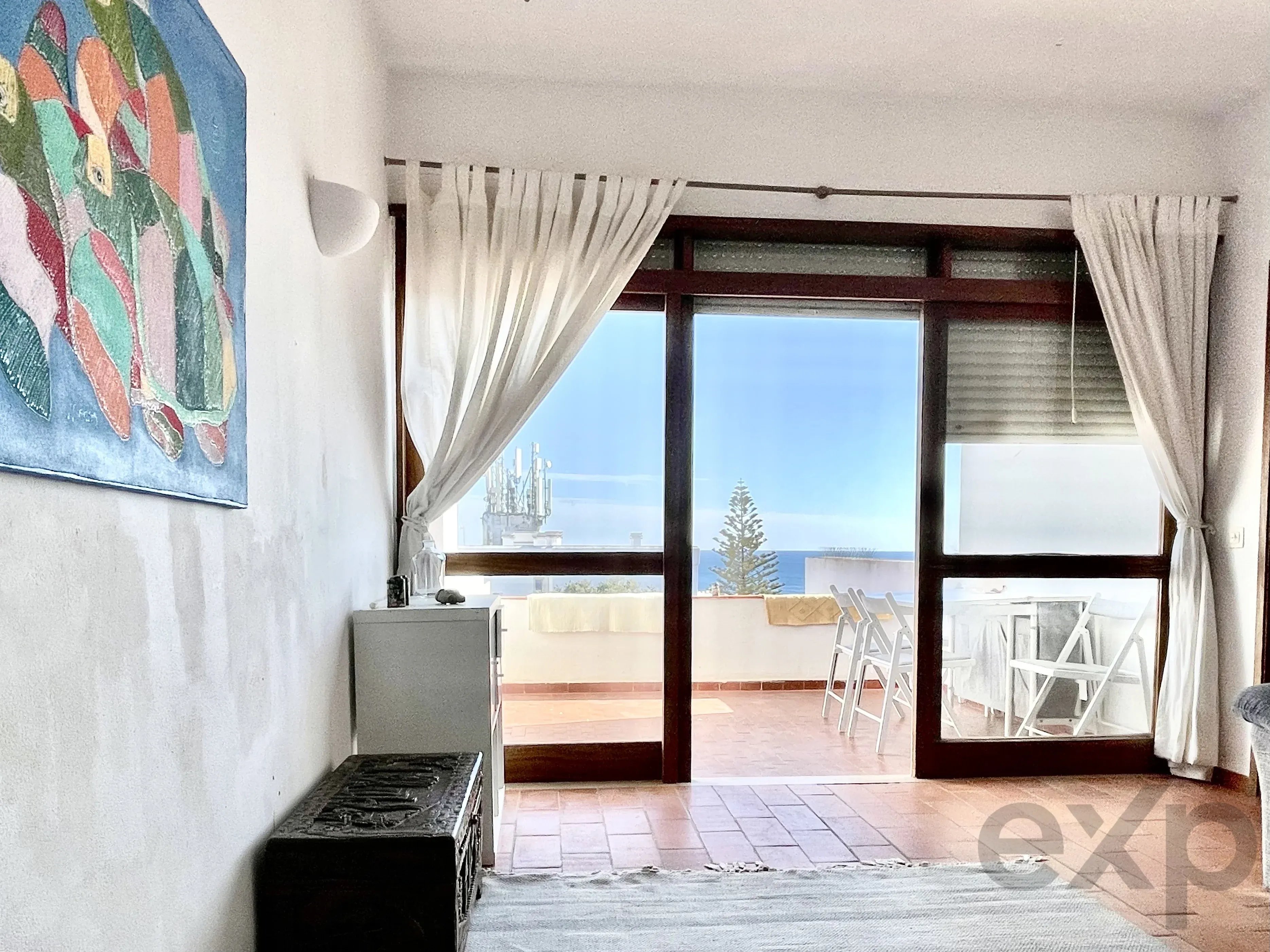 Uma oportunidade rara de viver na Praia da Luz 87155873 image 1