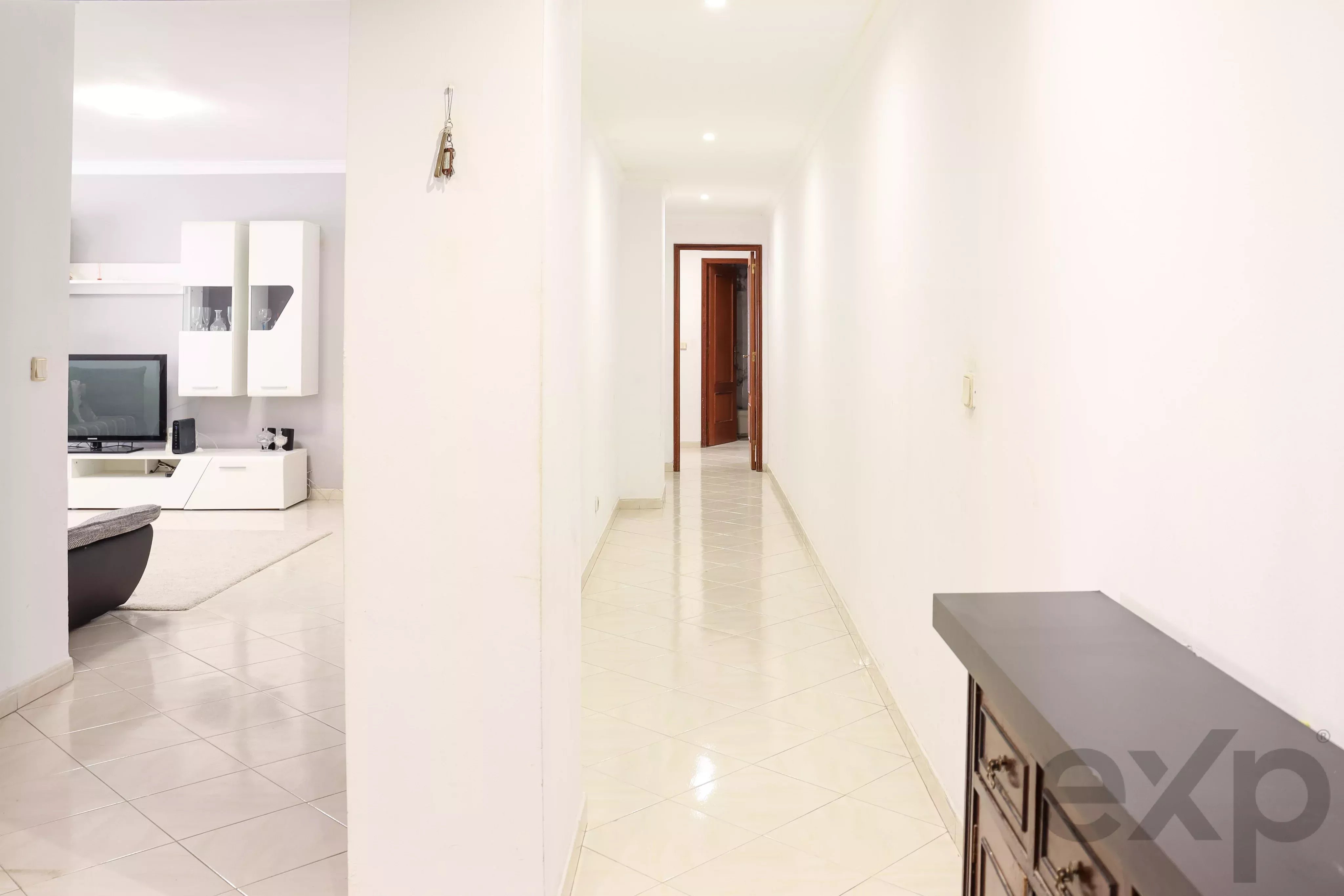 Excelente Apartamento T3 com Suite | 130 m² | Lareira | Elevador | Arrecadação | Rinchoa