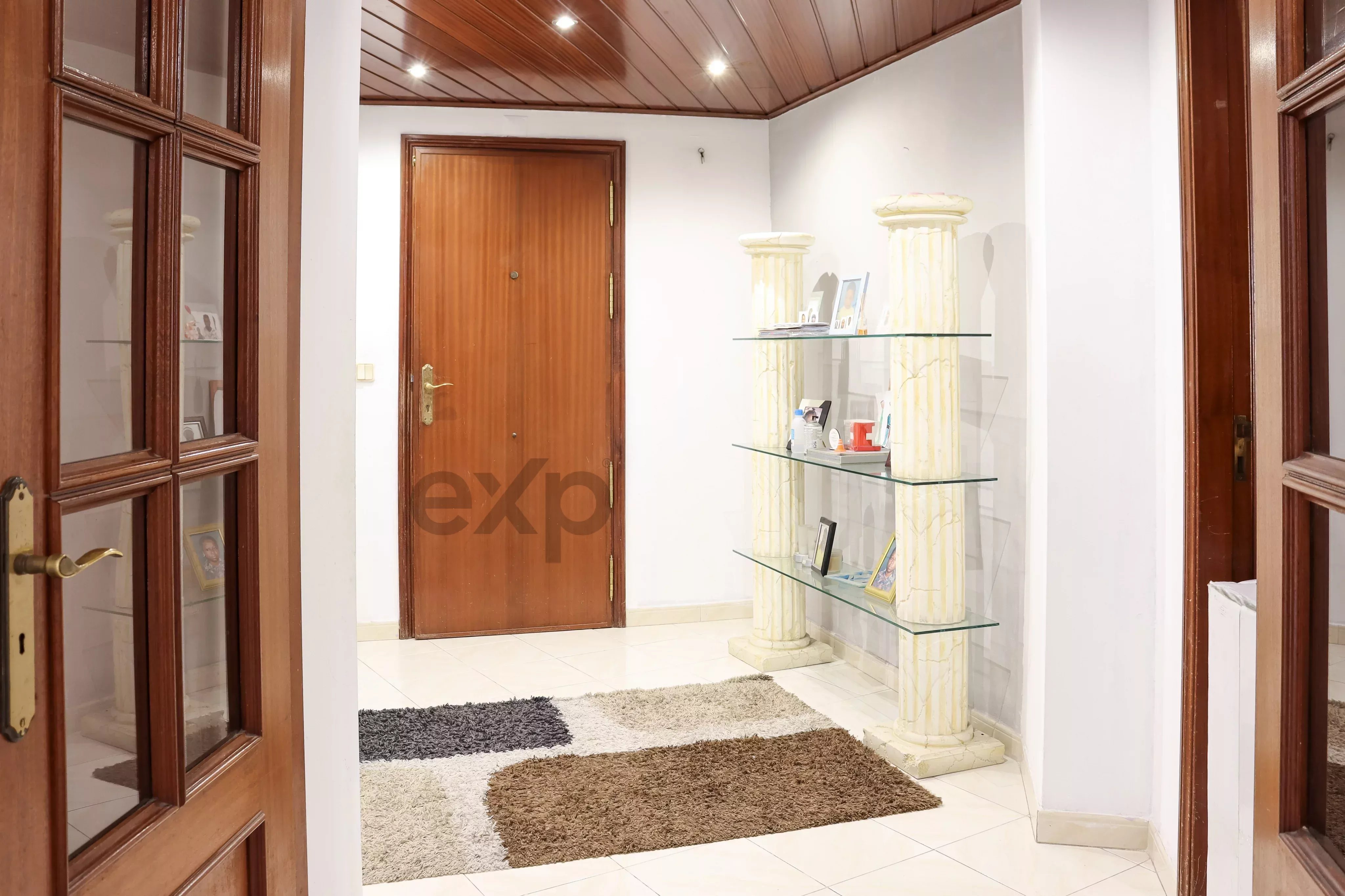 Excelente Apartamento T3 com Suite | 130 m² | Lareira | Elevador | Arrecadação | Rinchoa