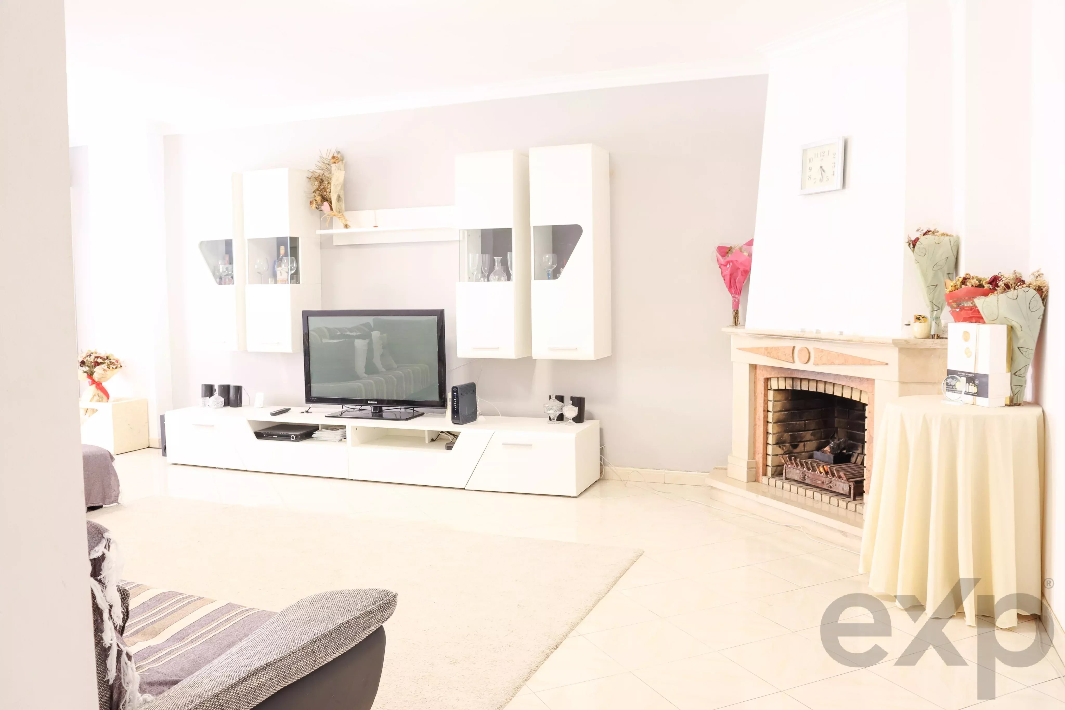 Excelente Apartamento T3 com Suite | 130 m² | Lareira | Elevador | Arrecadação | Rinchoa