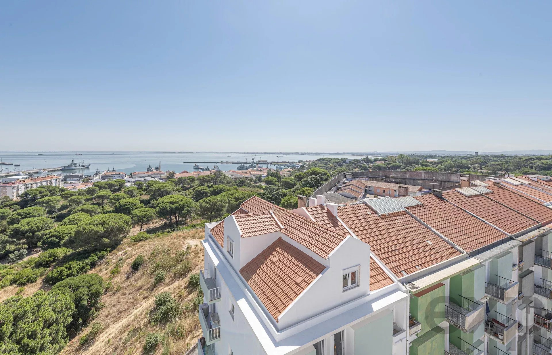 Apartamento para alugar em Almada, Cova da Piedade, Pragal e Cacilhas, 78 m²