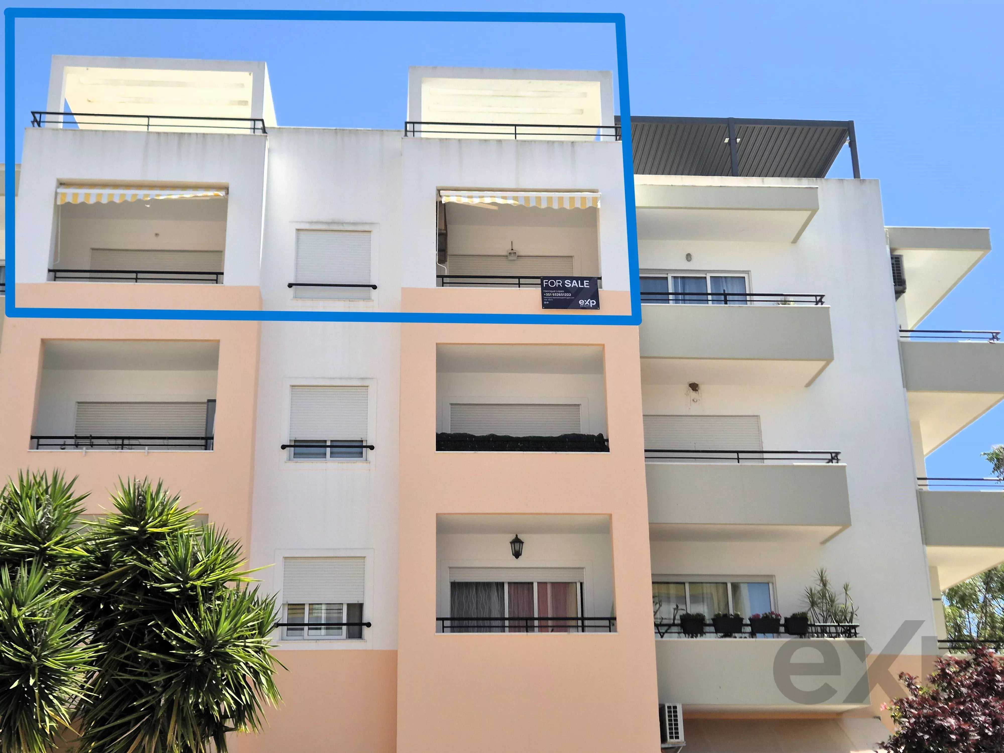 Exclusivo Apartamento T1 em Tavira: Último Andar com Terraço Privado, Vista Mar e Cidade