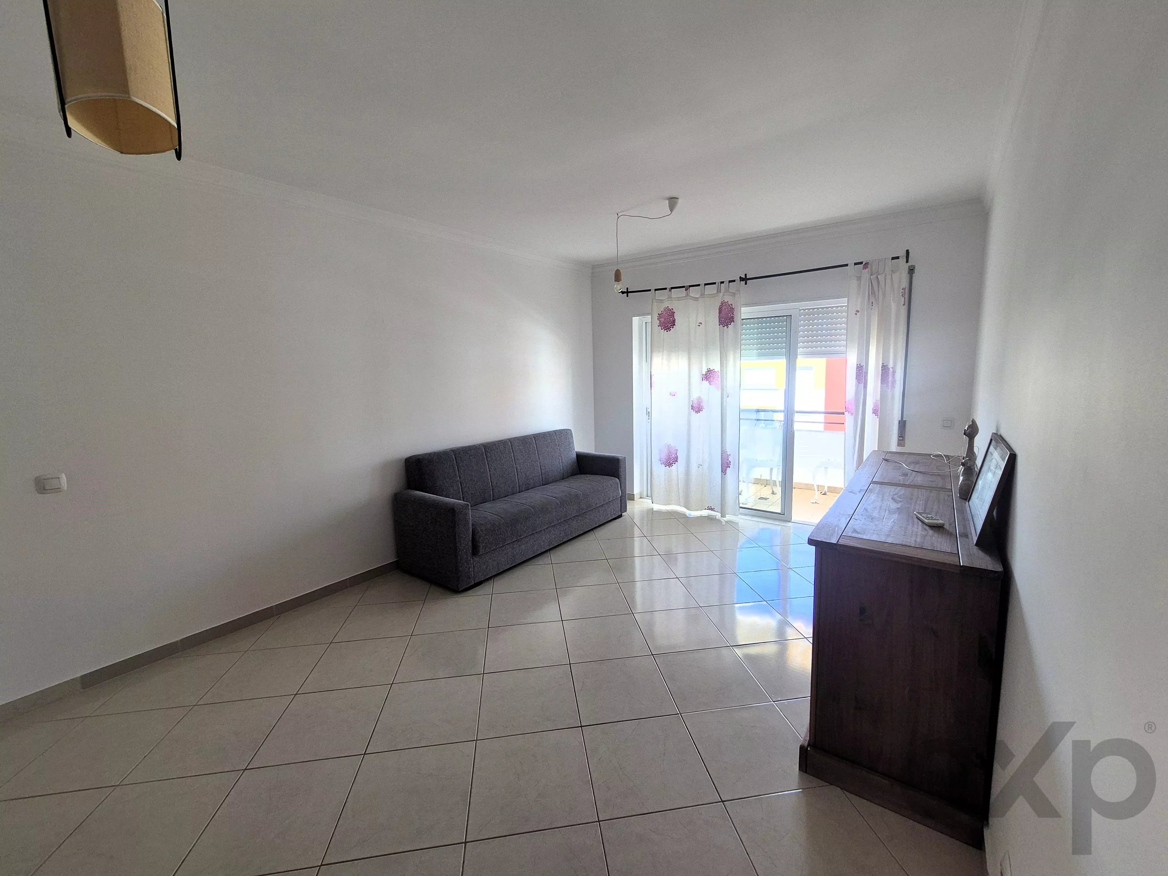Exclusivo Apartamento T1 em Tavira: Último Andar com Terraço Privado, Vista Mar e Cidade