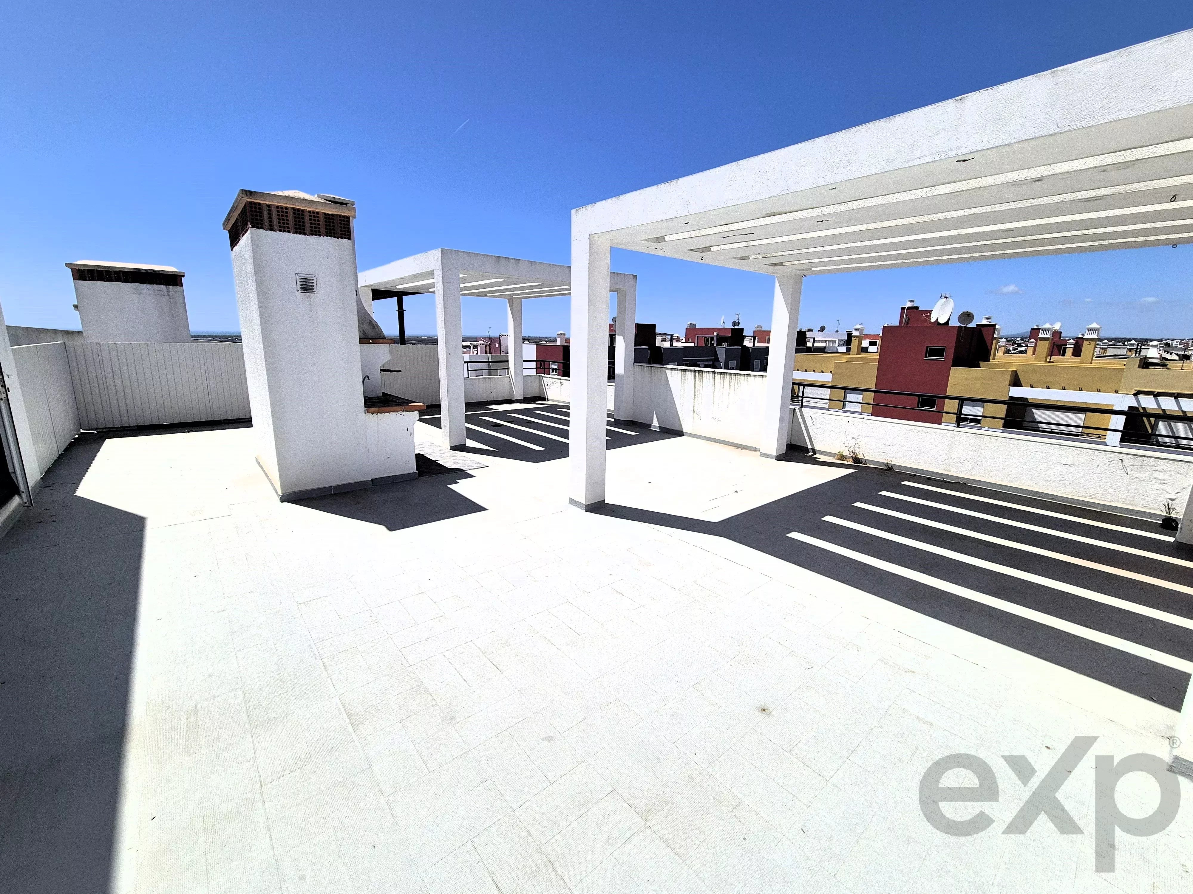 Exclusivo Apartamento T1 em Tavira: Último Andar com Terraço Privado, Vista Mar e Cidade 87176950 image 19