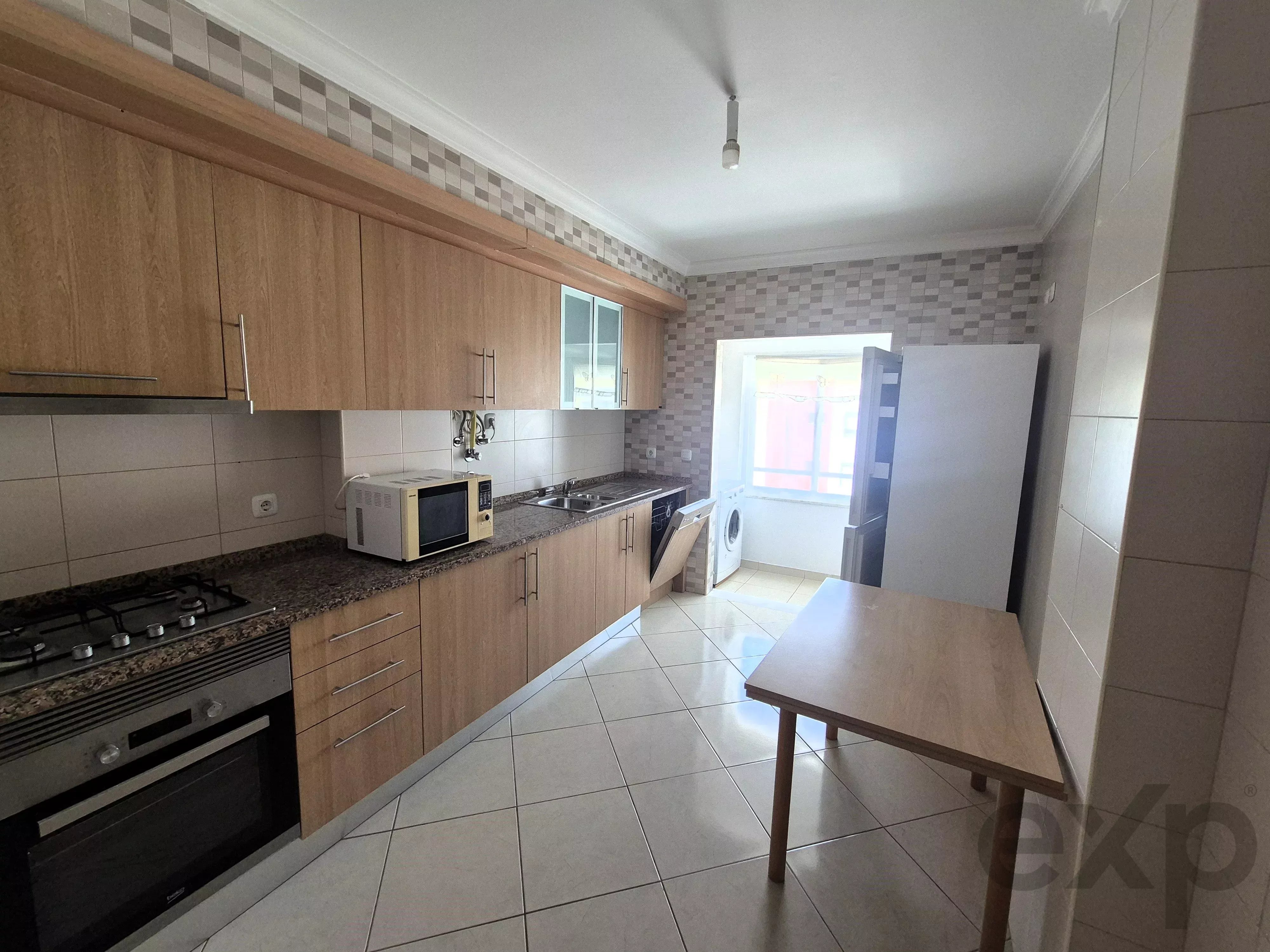 Exclusivo Apartamento T1 em Tavira: Último Andar com Terraço Privado, Vista Mar e Cidade 87176950 image 10