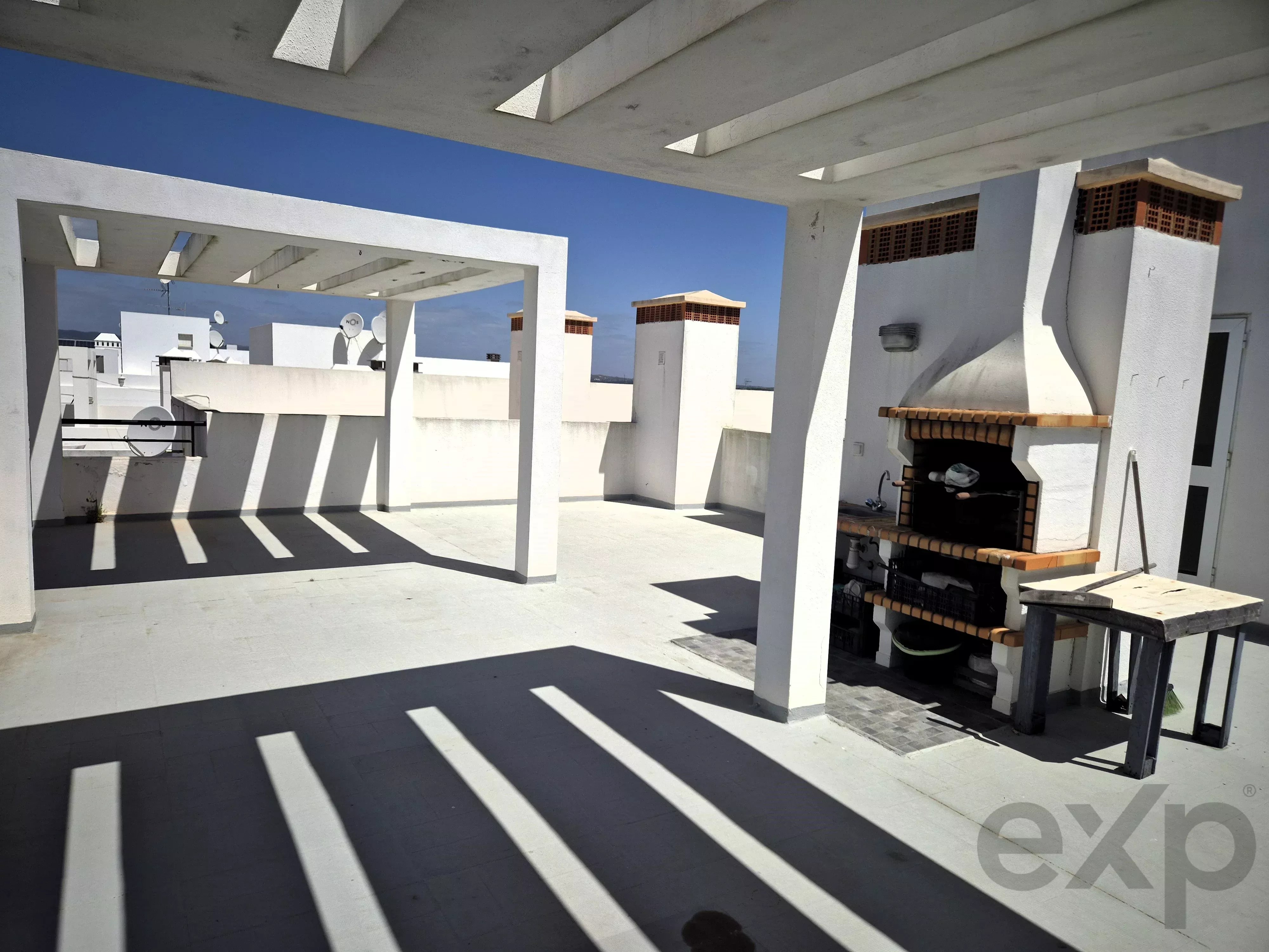 Exclusivo Apartamento T1 em Tavira: Último Andar com Terraço Privado, Vista Mar e Cidade 87176950 image 18