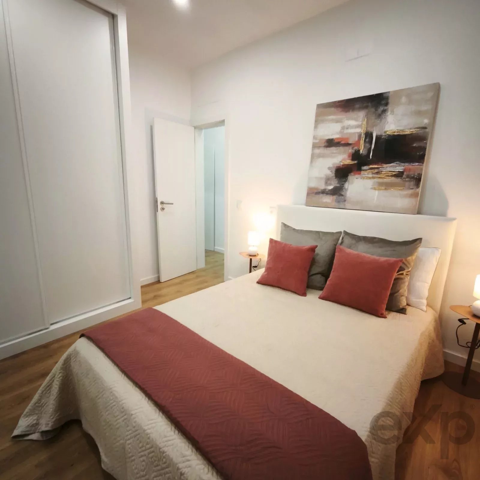 Fully refurbished 3‑bedroom apartment with ensuite and walk‑in wardrobe, Penha de França 87177065 image 13