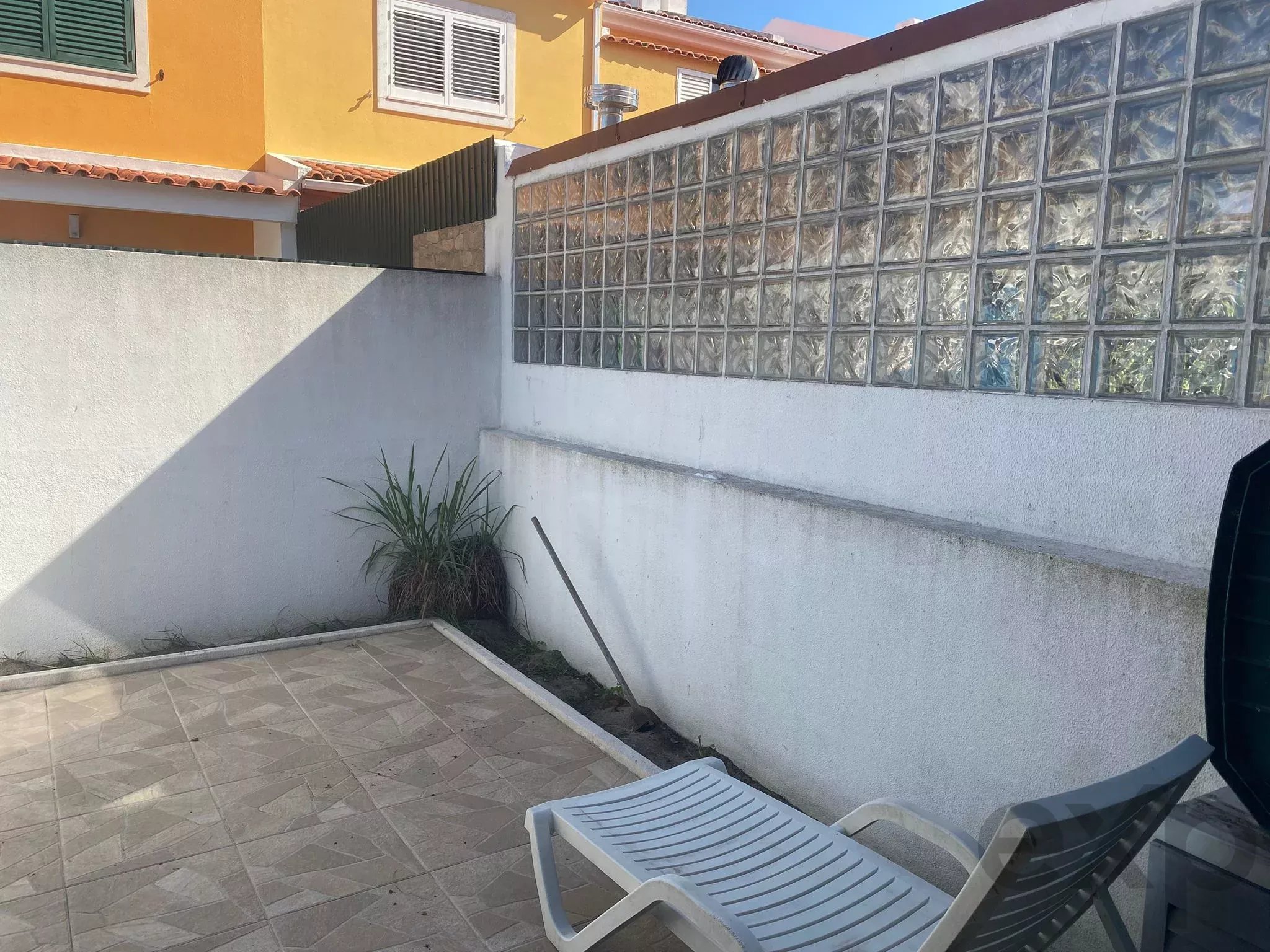 Moradia Geminada T3 em Sarilhos Pequenos