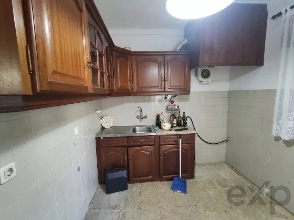 Moradia de 3 quartos com quintal em Nisa, 119 m²