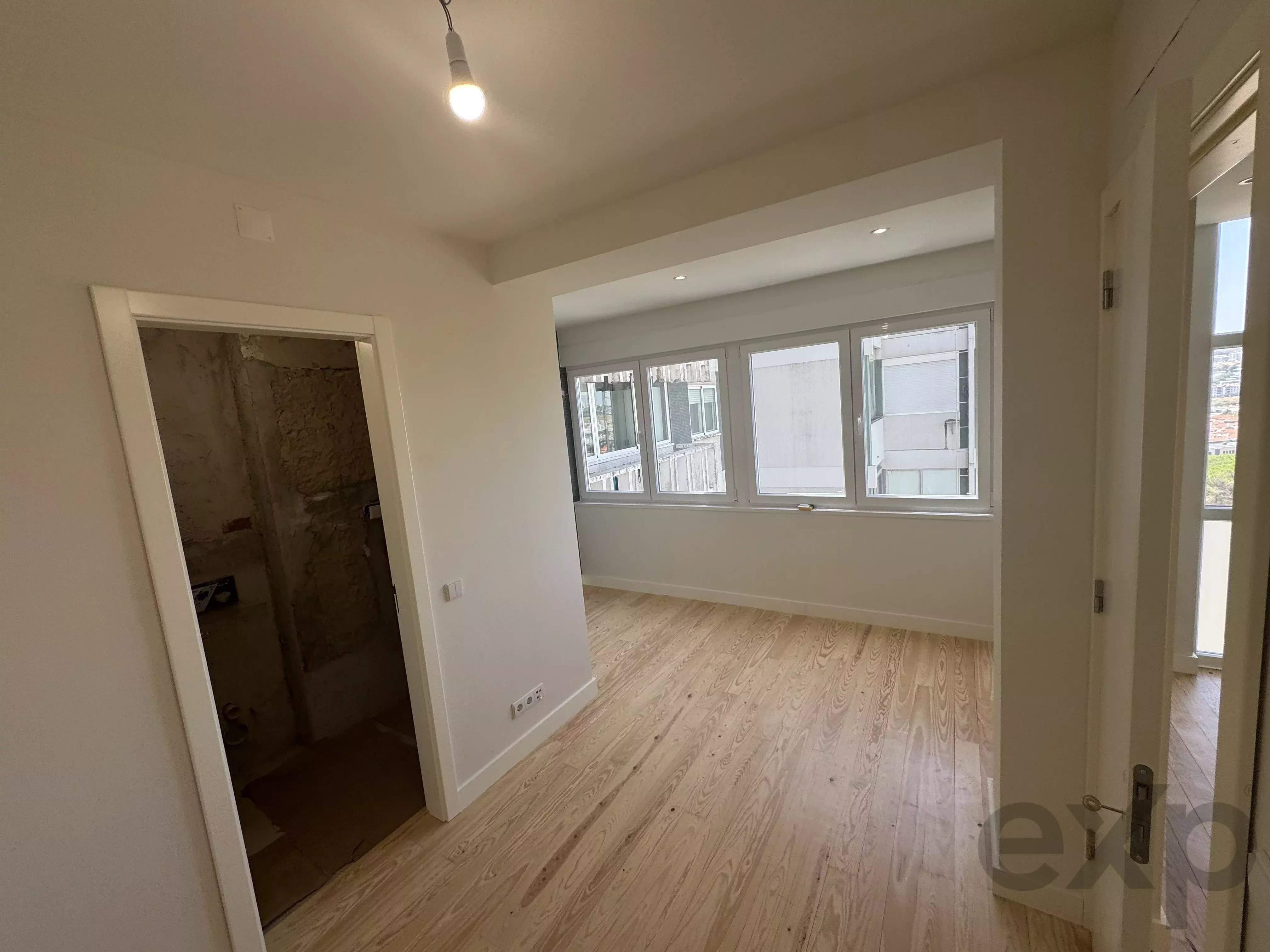 Spacious and modern T4 in Restelo, Lisbon 87185565 image 16