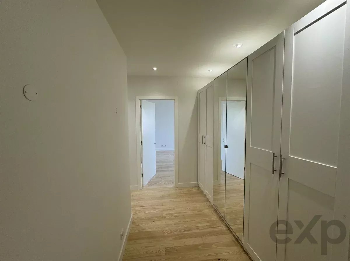 Spacious and modern T4 in Restelo, Lisbon 87185565 image 21