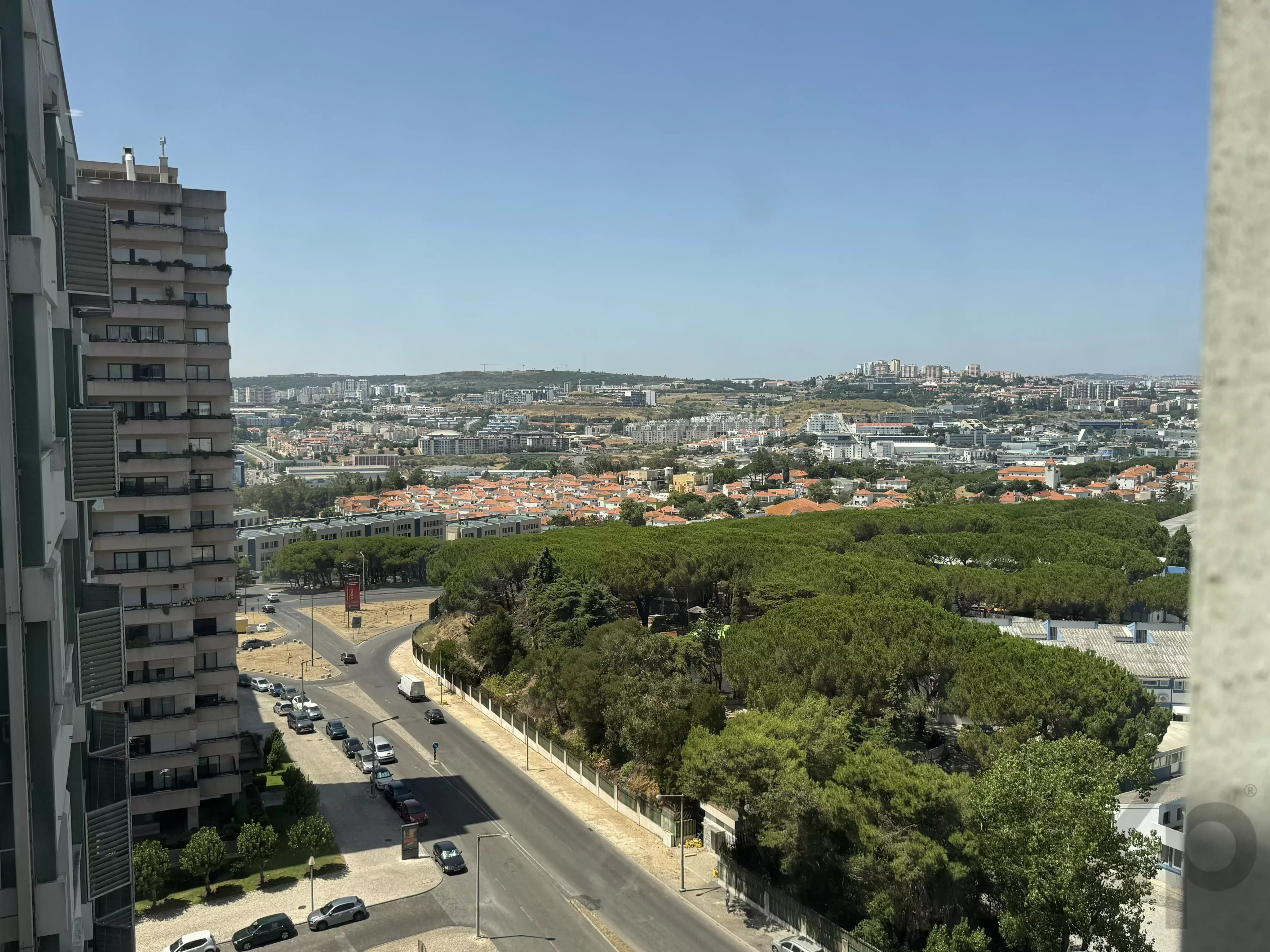 Spacious and modern T4 in Restelo, Lisbon 87185565 image 31