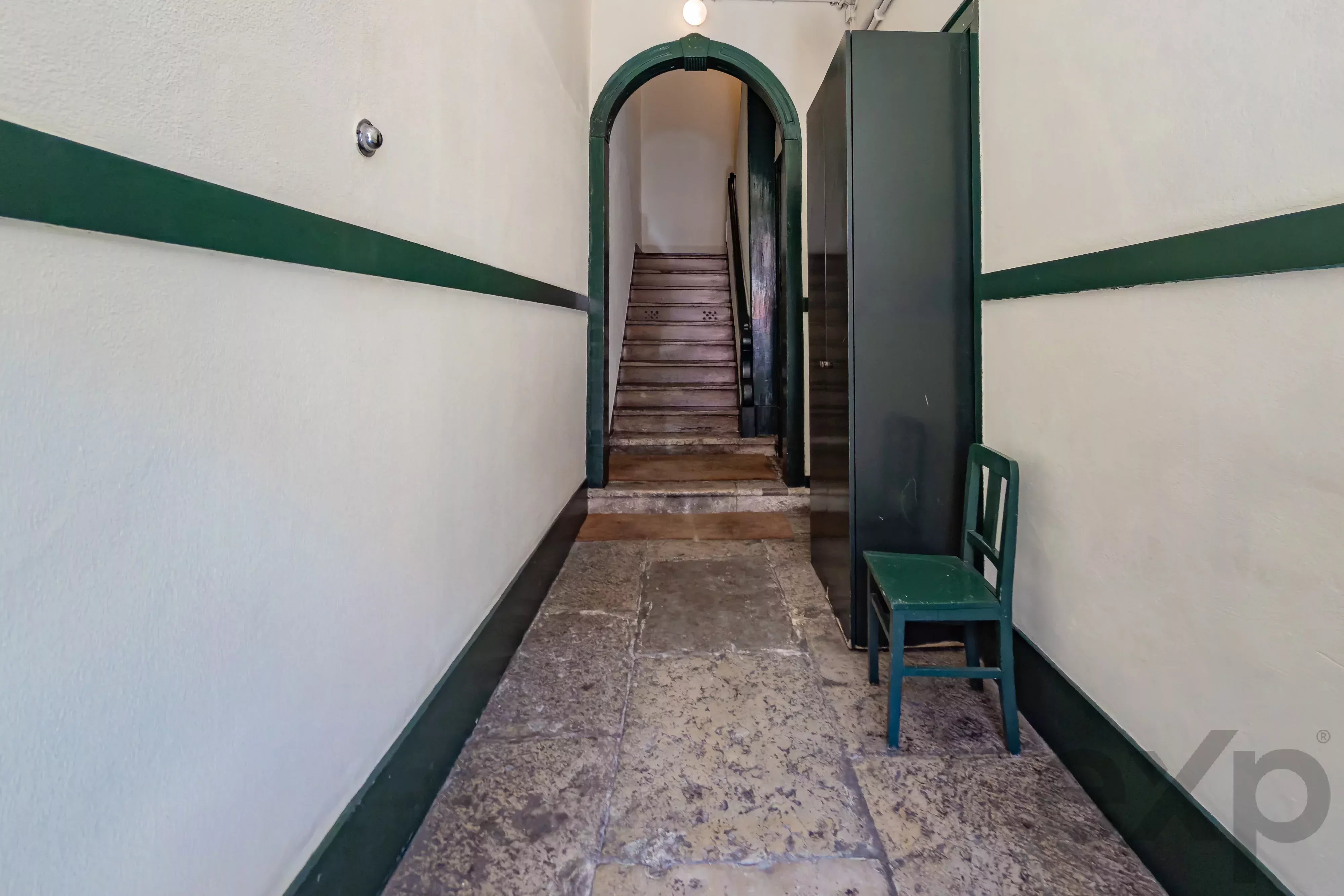 Charming T2+1 set to launch in the heart of Rato, Lisbon 87194652 image 51