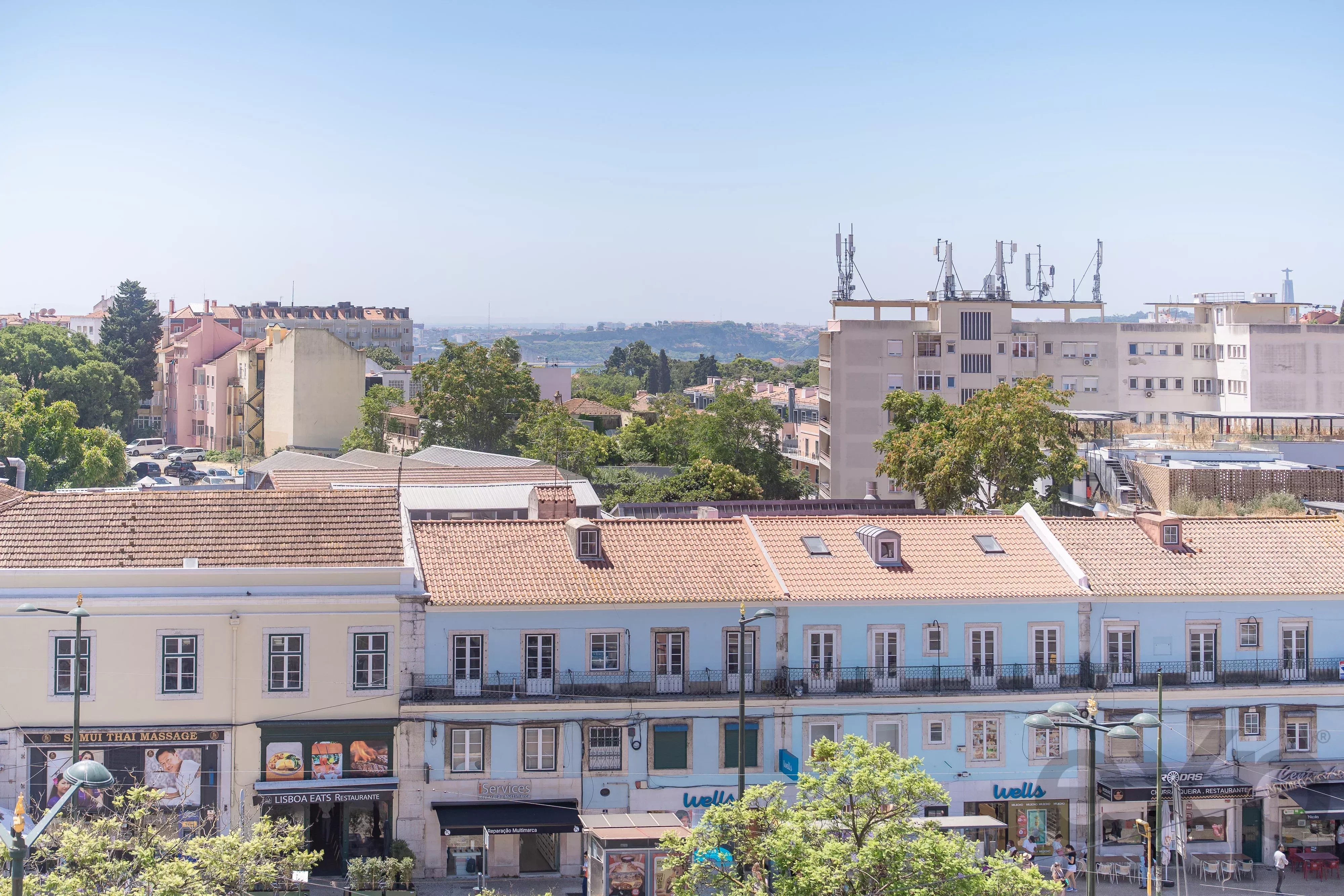 Charming T2+1 set to launch in the heart of Rato, Lisbon 87194652 image 11