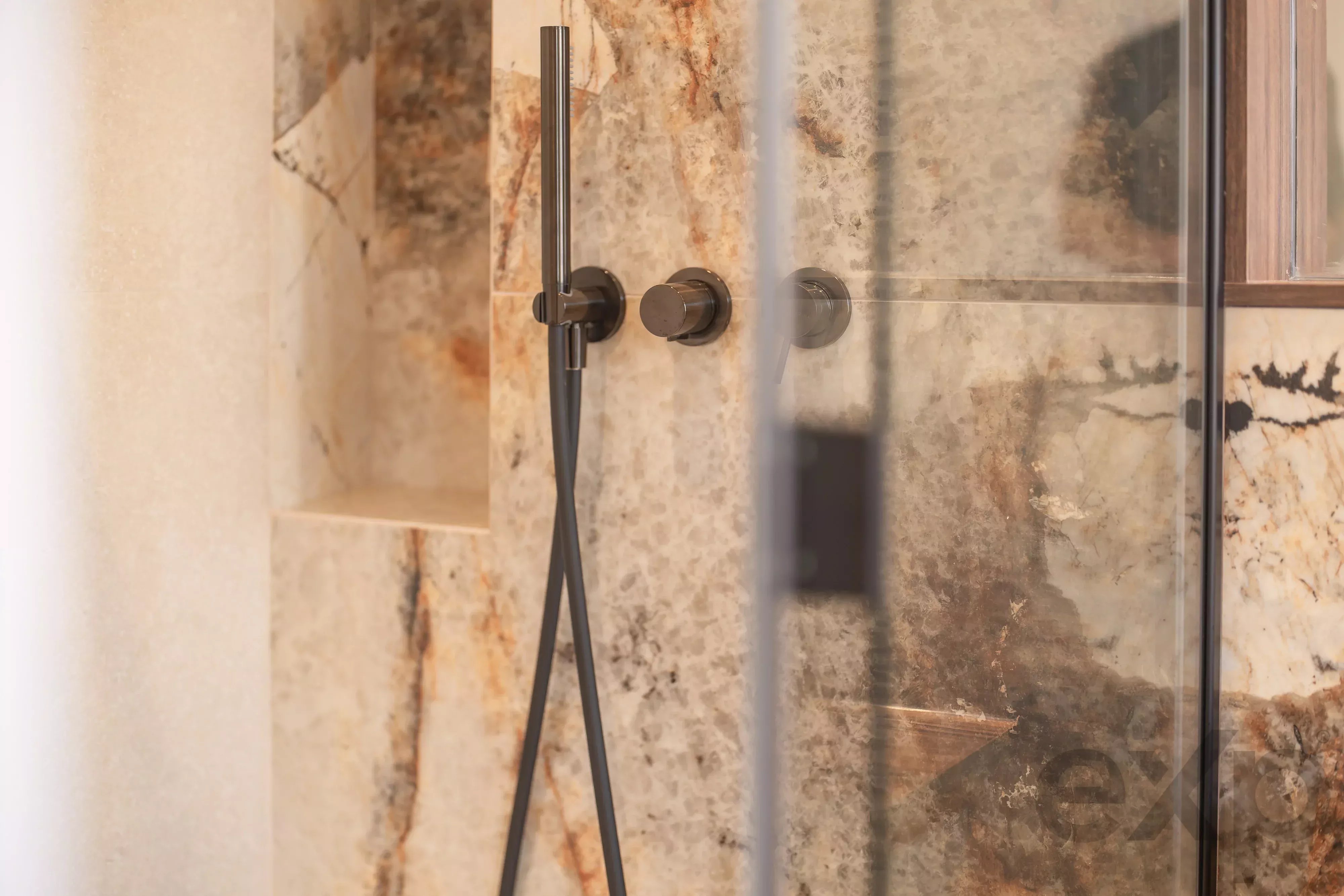Charming T2+1 set to launch in the heart of Rato, Lisbon 87194652 image 36