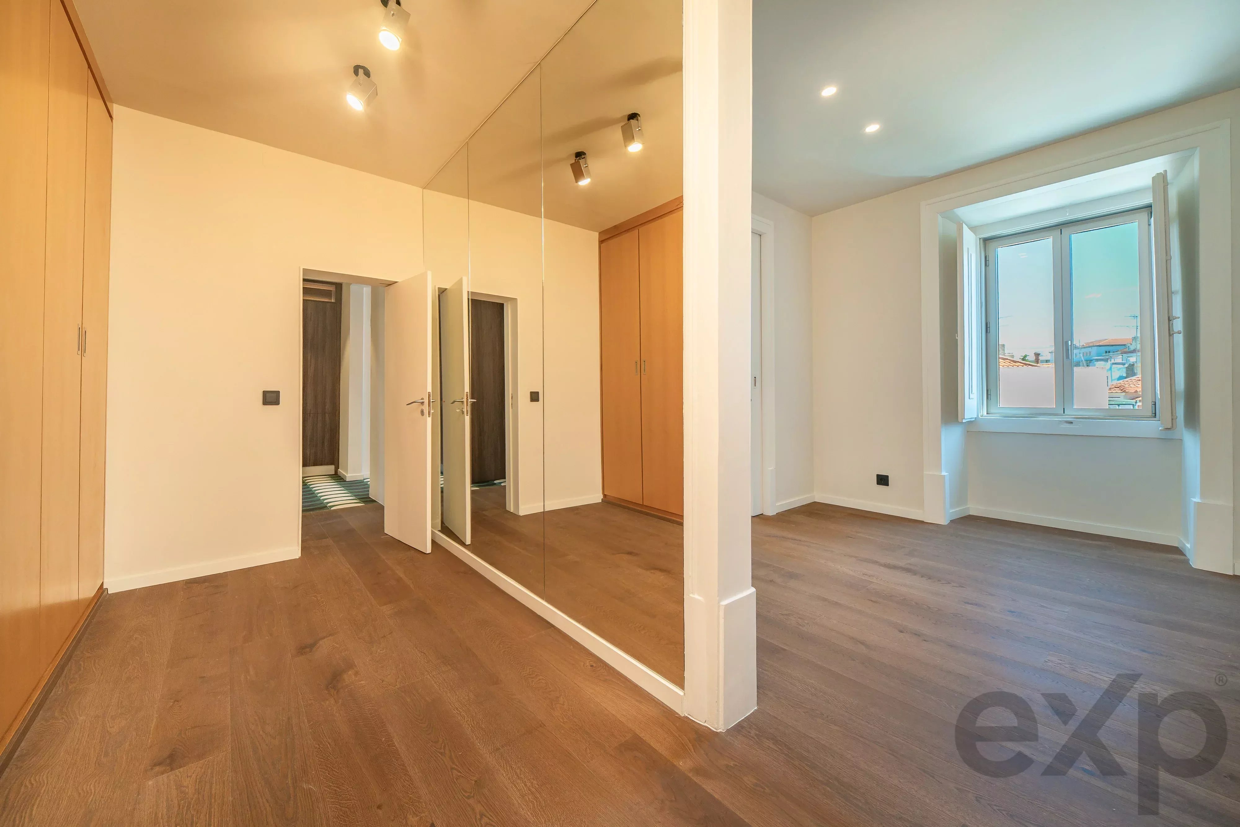 Charming T2+1 set to launch in the heart of Rato, Lisbon 87194652 image 25