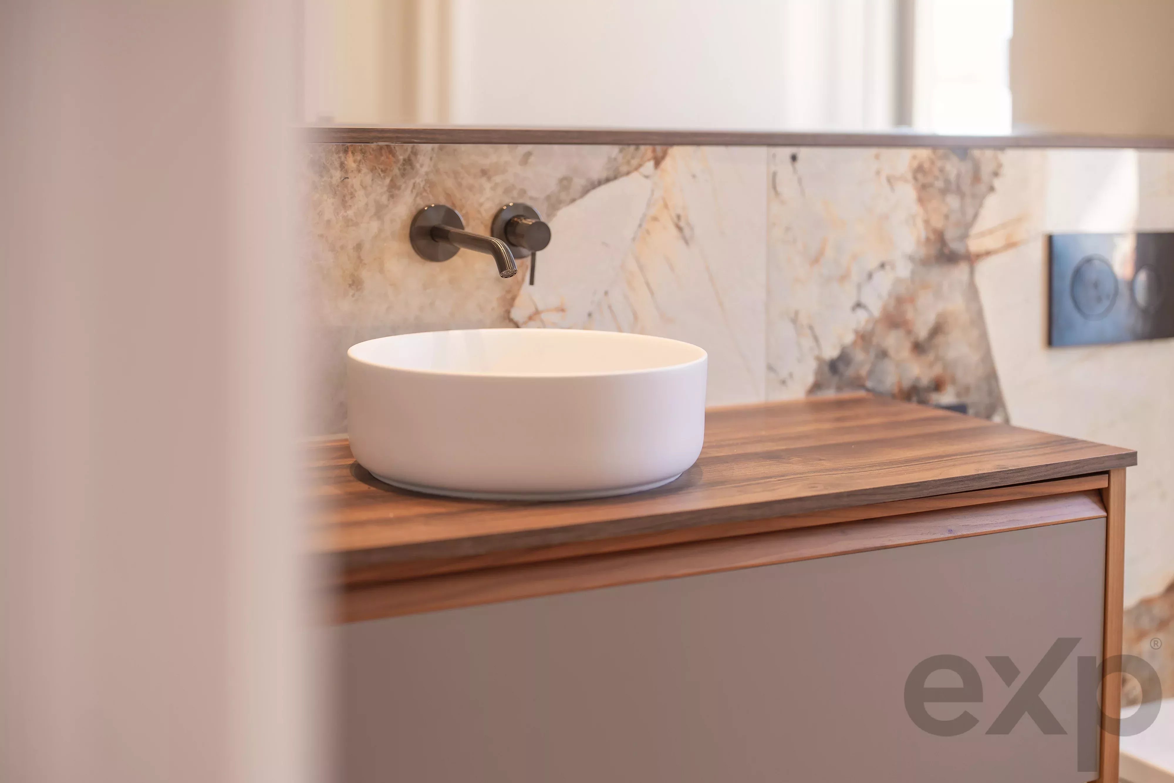Charming T2+1 set to launch in the heart of Rato, Lisbon 87194652 image 34
