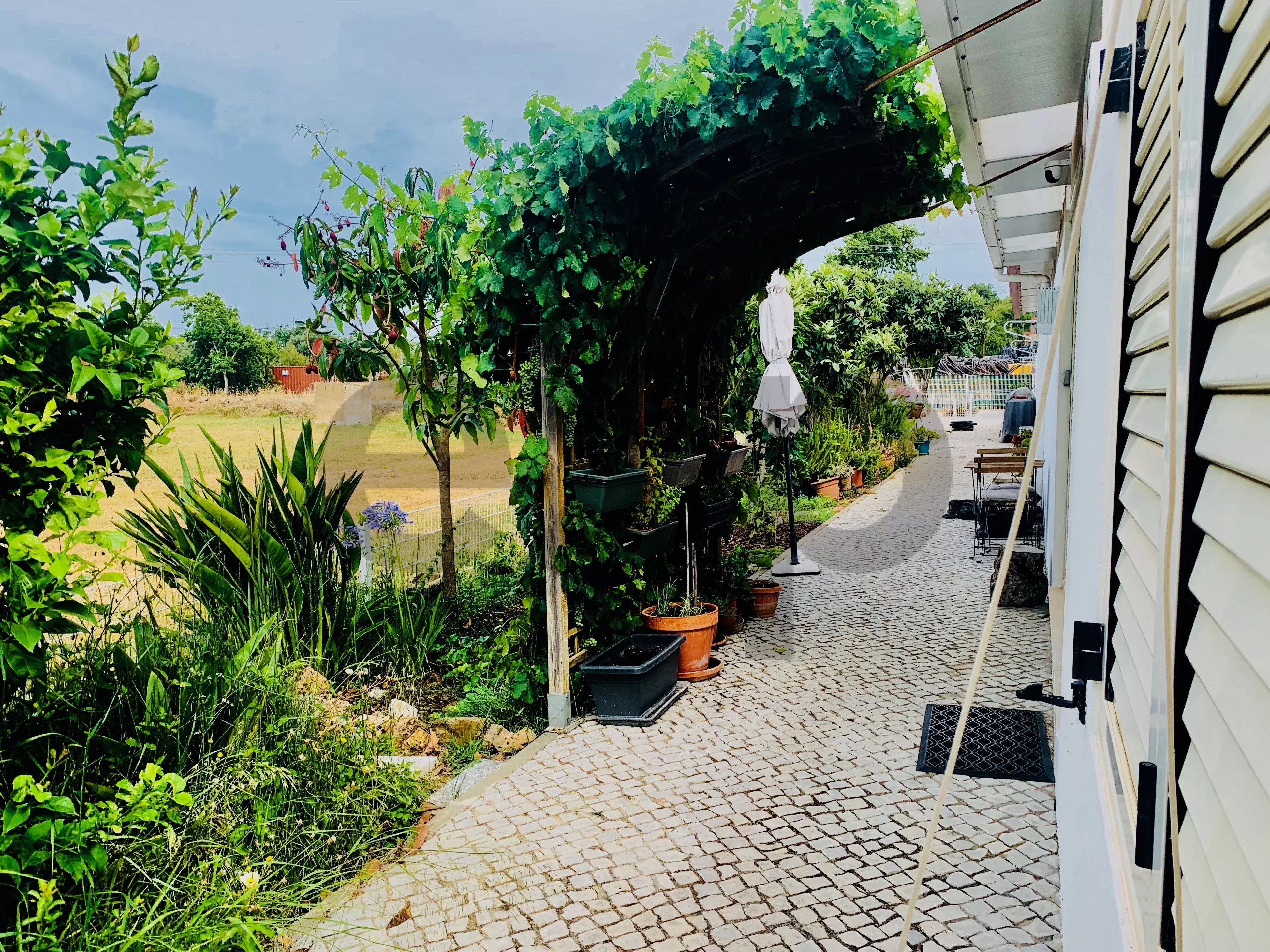 Terraced three‑bedroom home in the heart of Moncarapacho 87194957 image 30