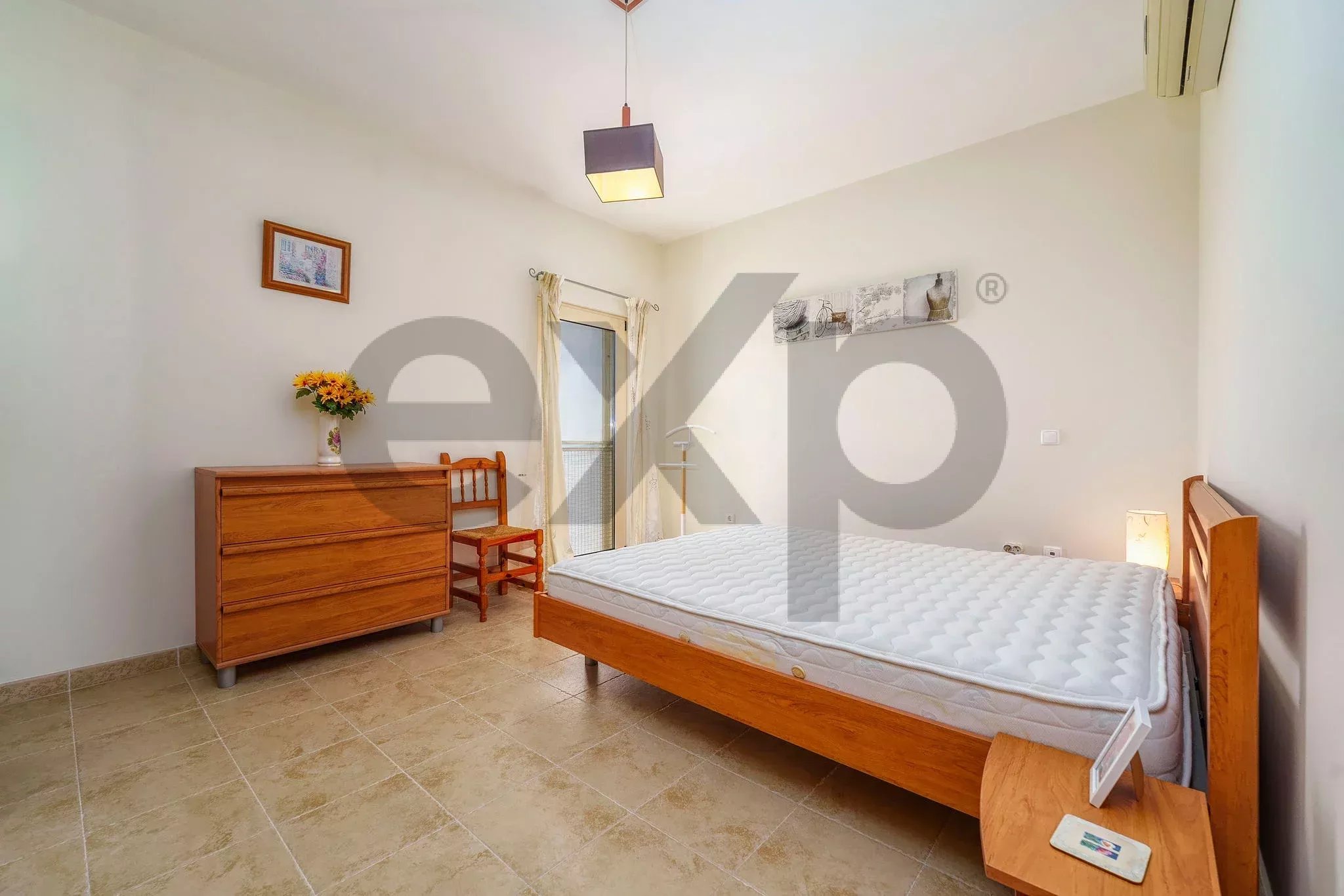 Terraced three‑bedroom home in the heart of Moncarapacho 87194957 image 41