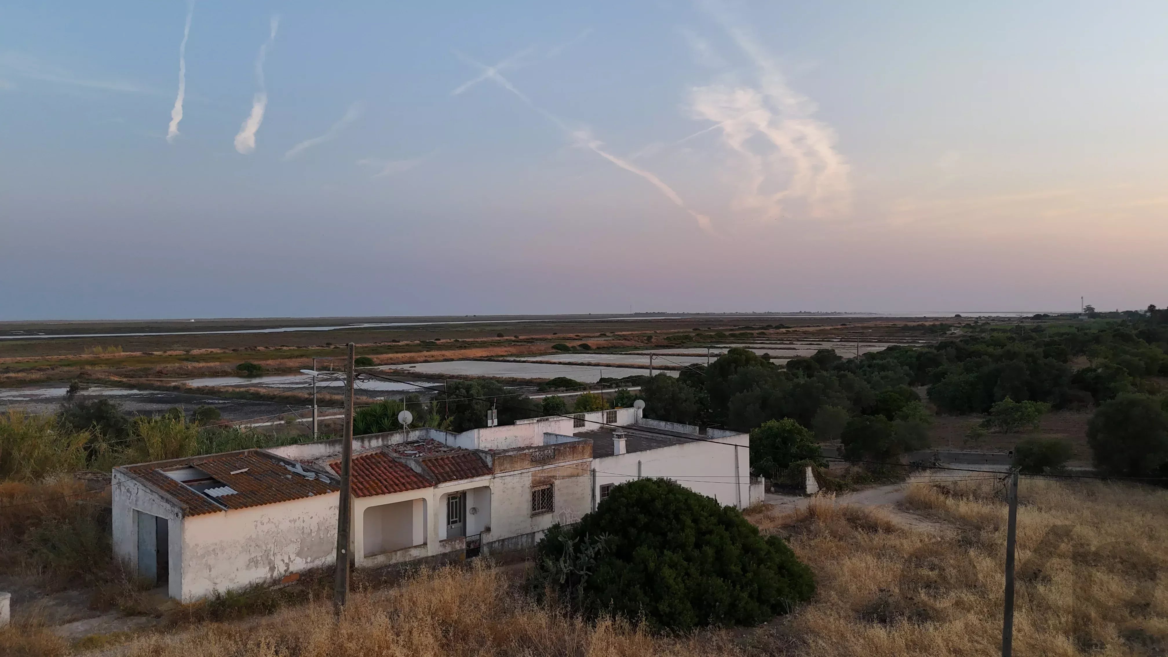House for Restoration on the First Line of Ria Formosa 87195511 image 6
