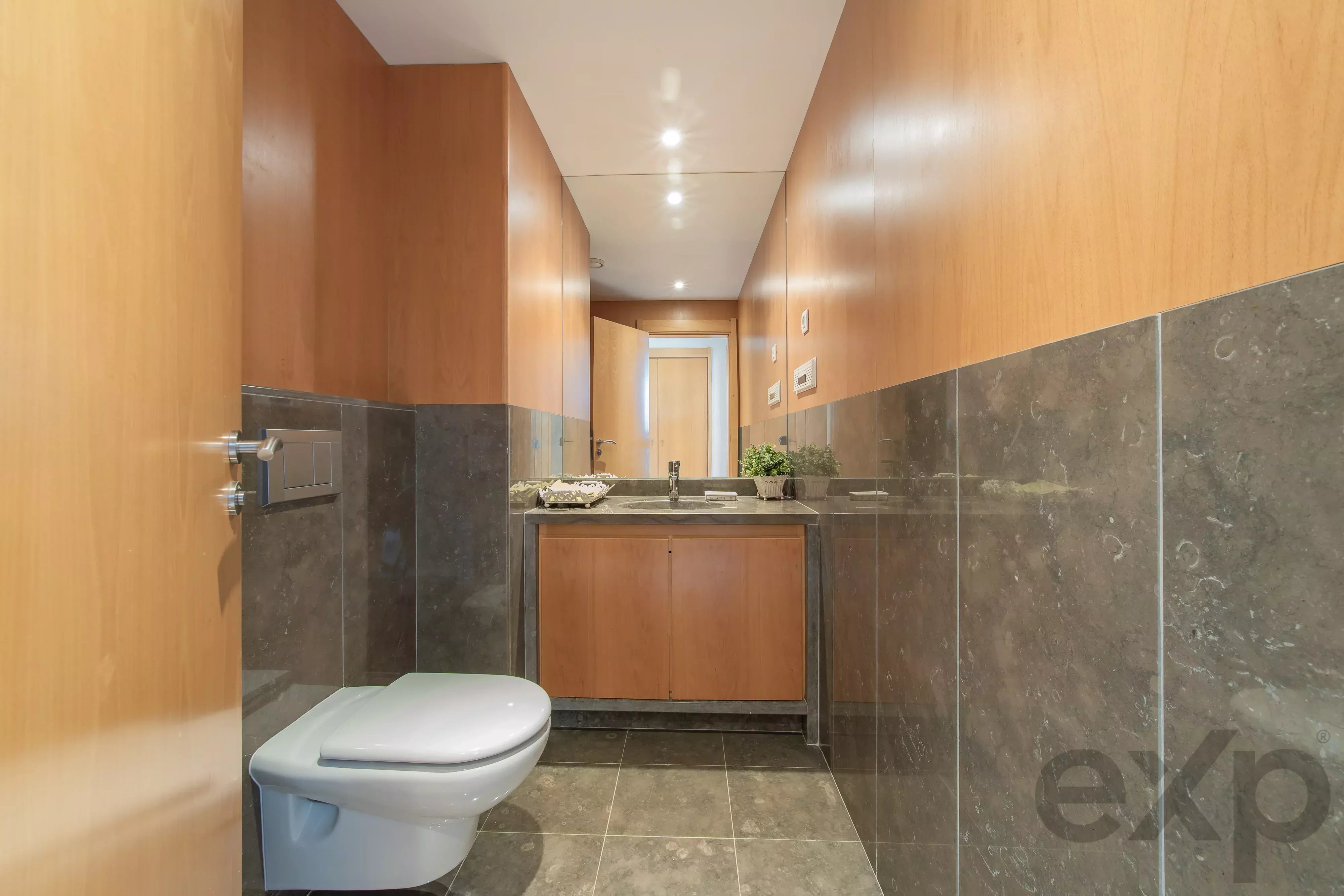 T5 Residence in Telheiras with Heated Swimming Pool, Private Cinema and Gymnasium 87195910 image 12
