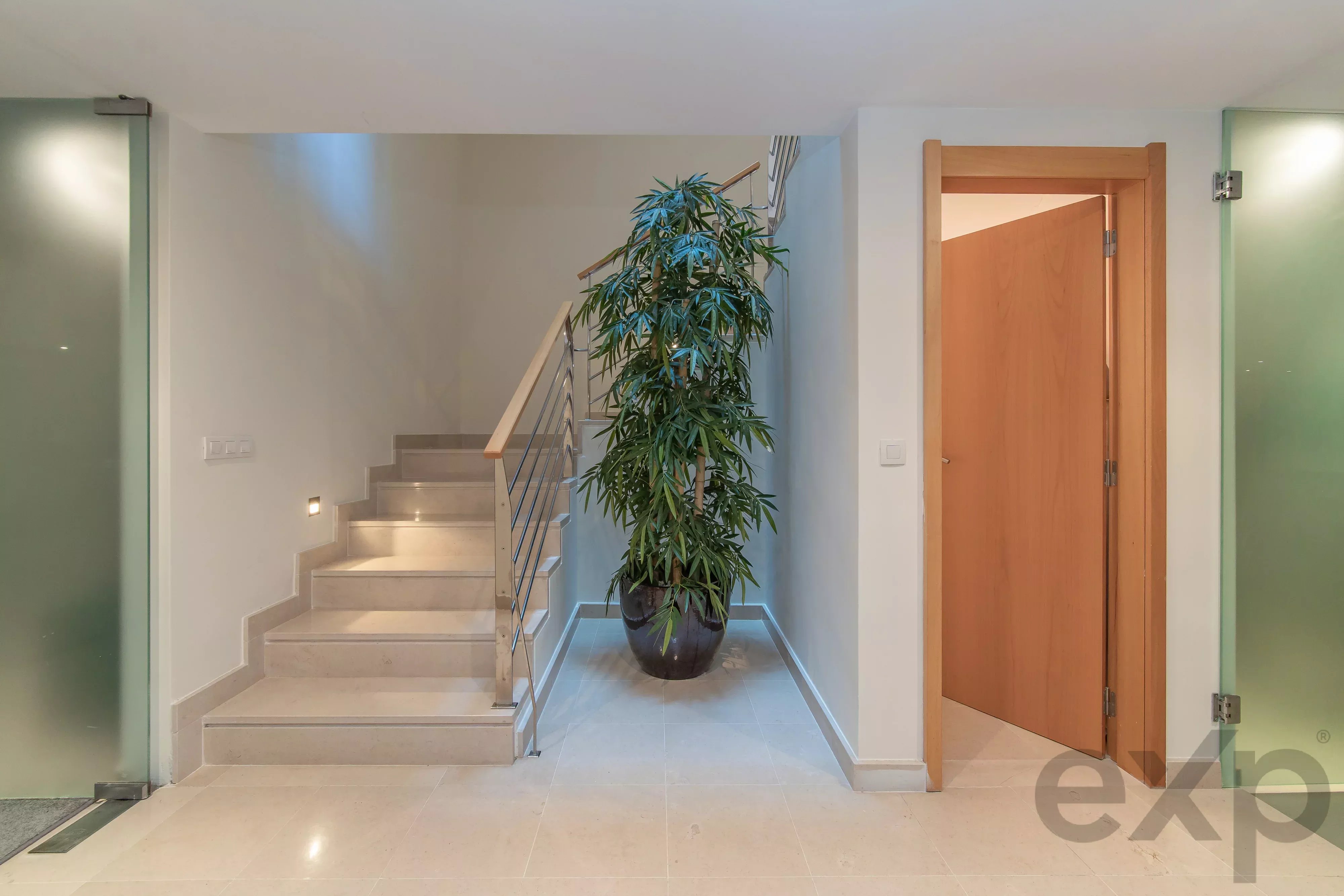 T5 Residence in Telheiras with Heated Swimming Pool, Private Cinema and Gymnasium 87195910 image 57