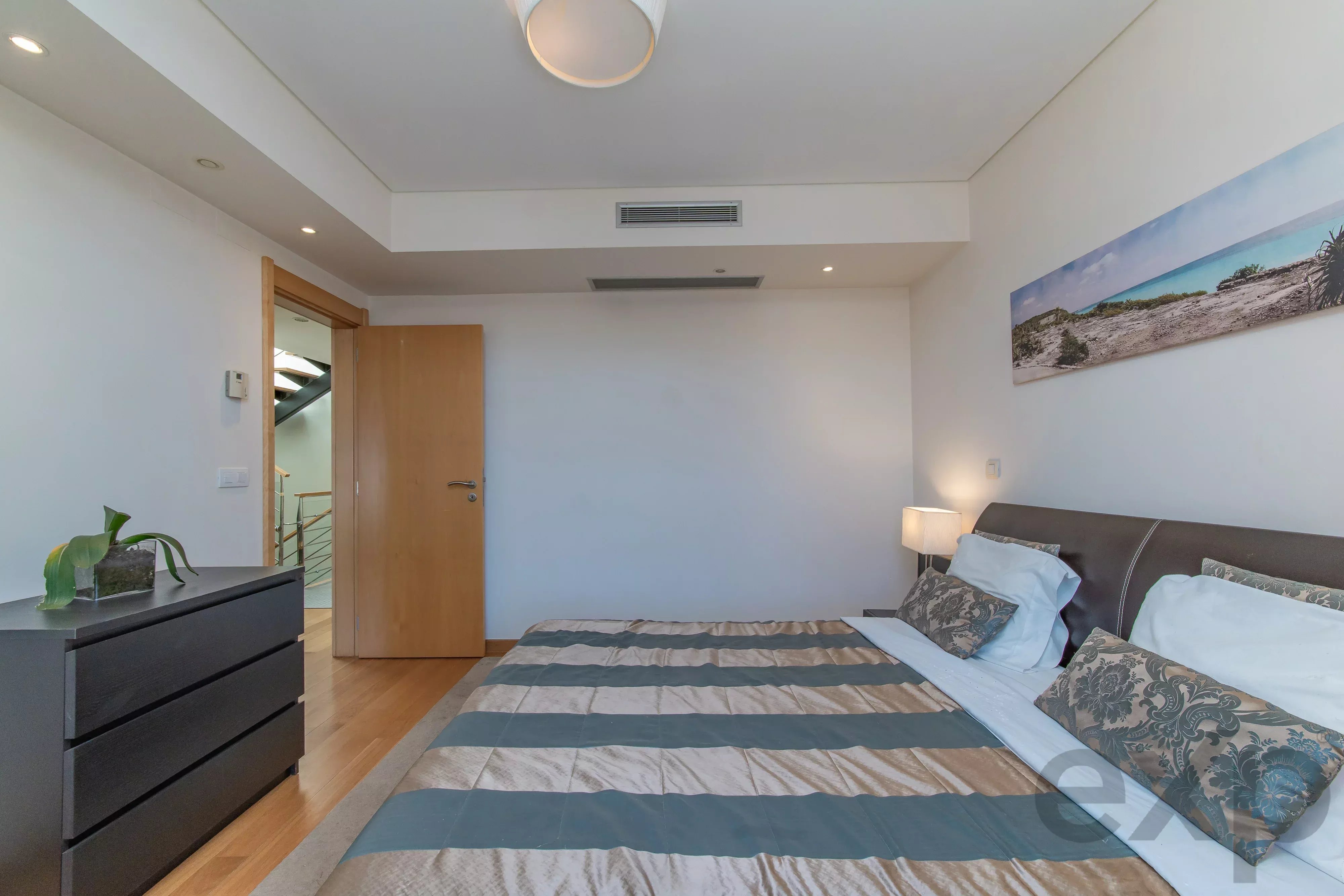 T5 Residence in Telheiras with Heated Swimming Pool, Private Cinema and Gymnasium 87195910 image 49