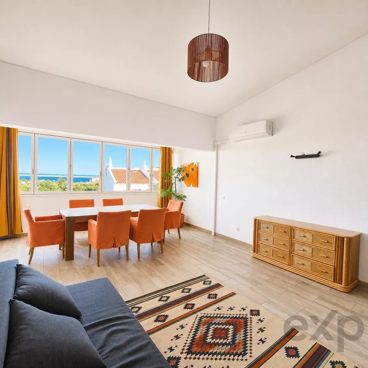 Apartamento T1+1 com Vista Ria Formosa
