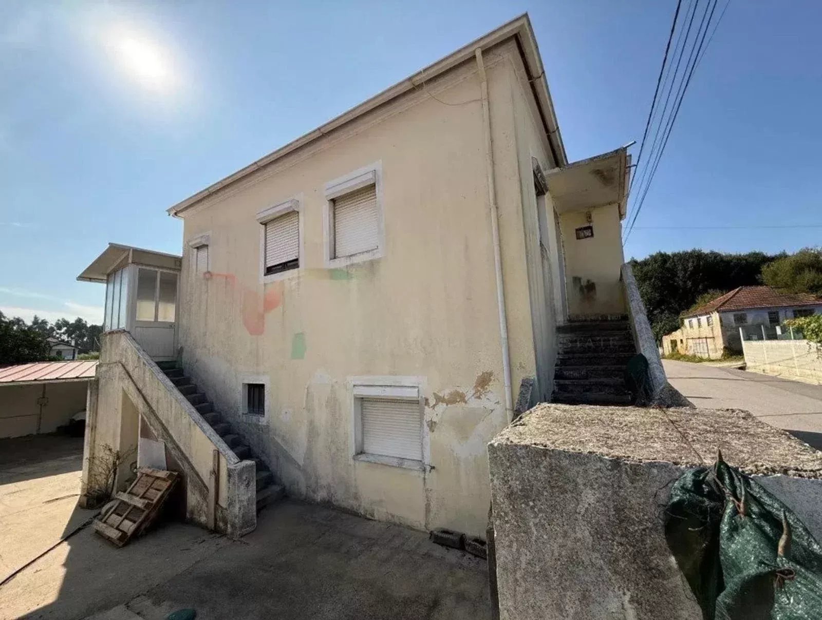 Moradia com terreno em Sangalhos