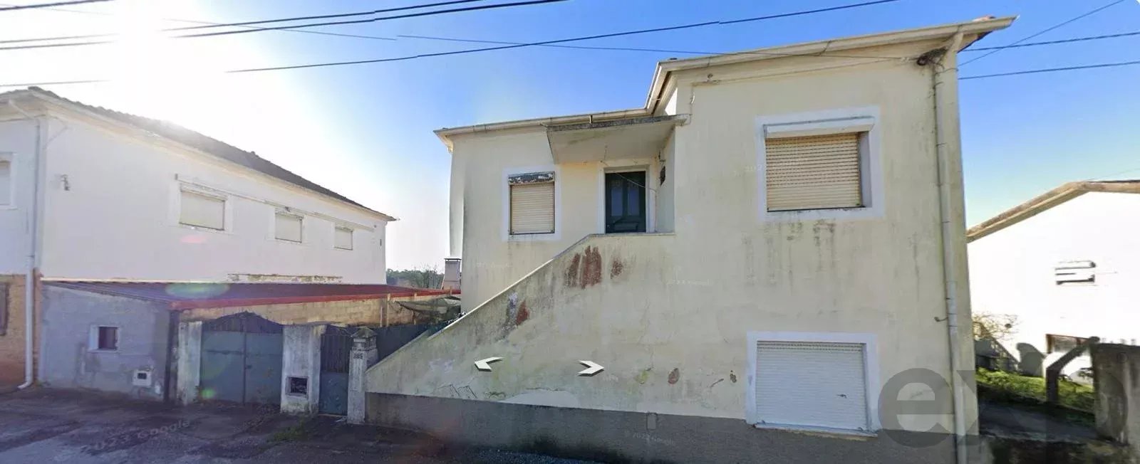Moradia com terreno em Sangalhos