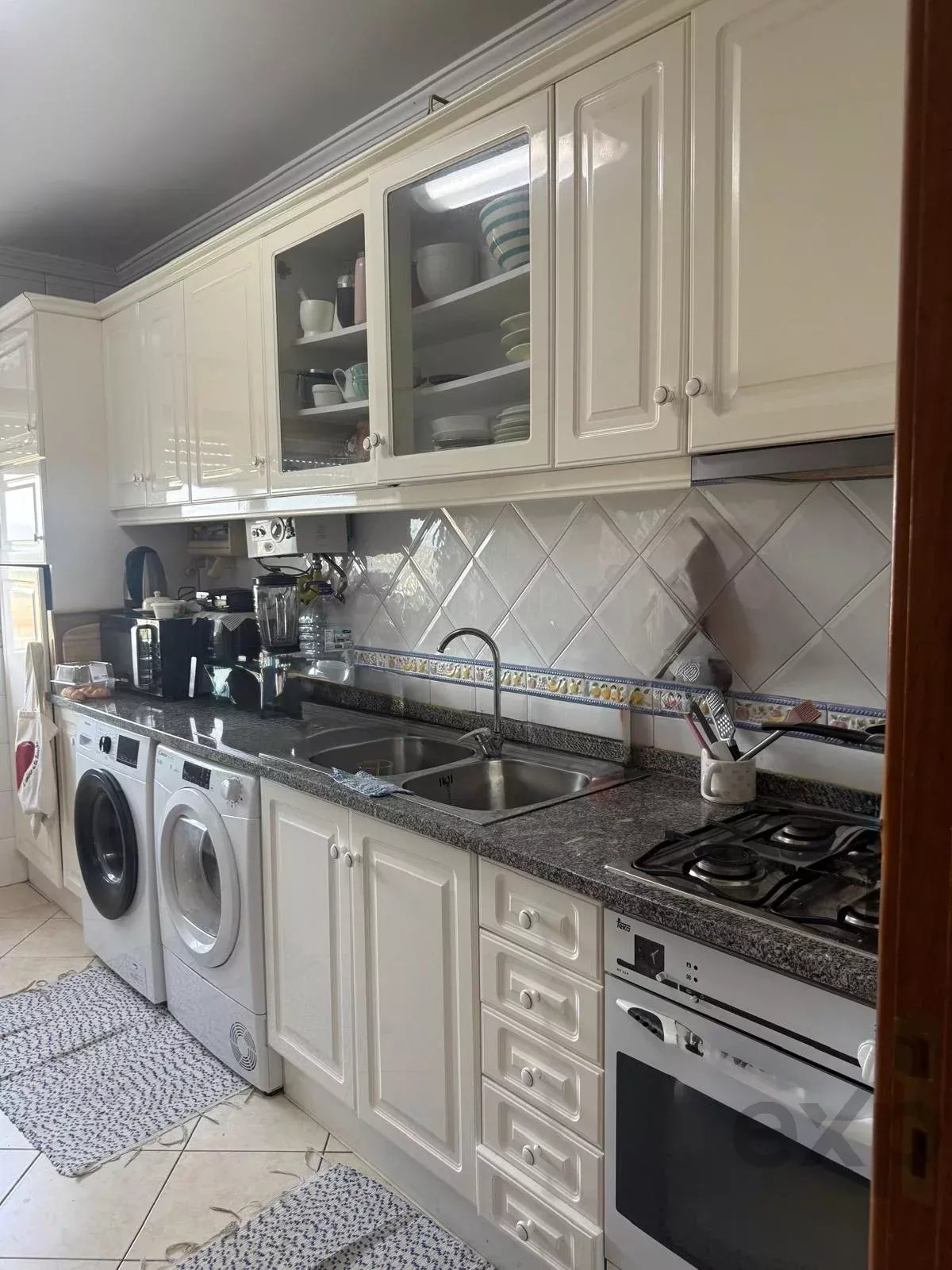 3-Bedroom Apartment in Oliveira do Bairro 4