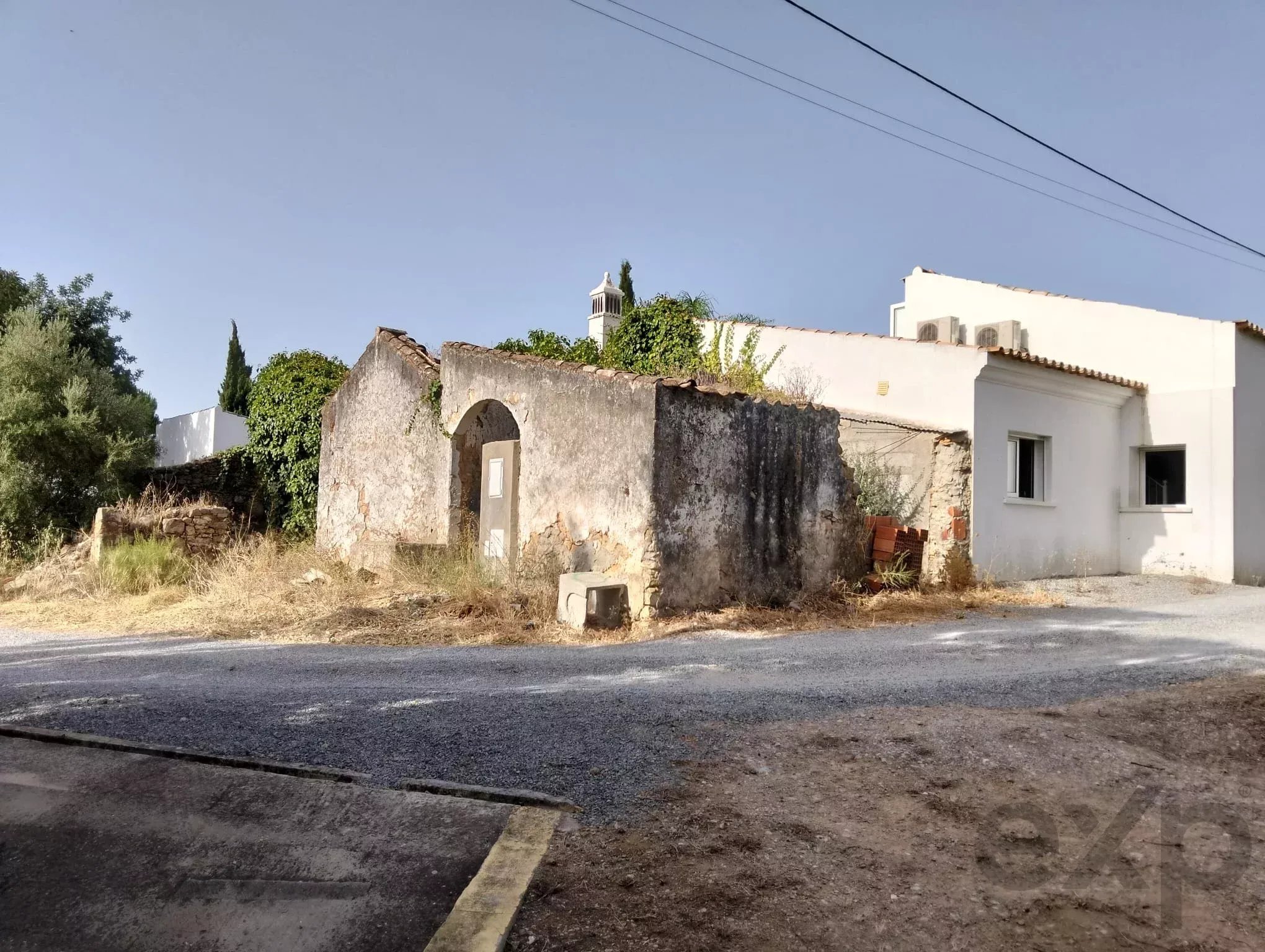 Ruína para Reabilitação ou Novo Projeto Habitacional em Moncarapacho - Olhão - Faro - Algarve