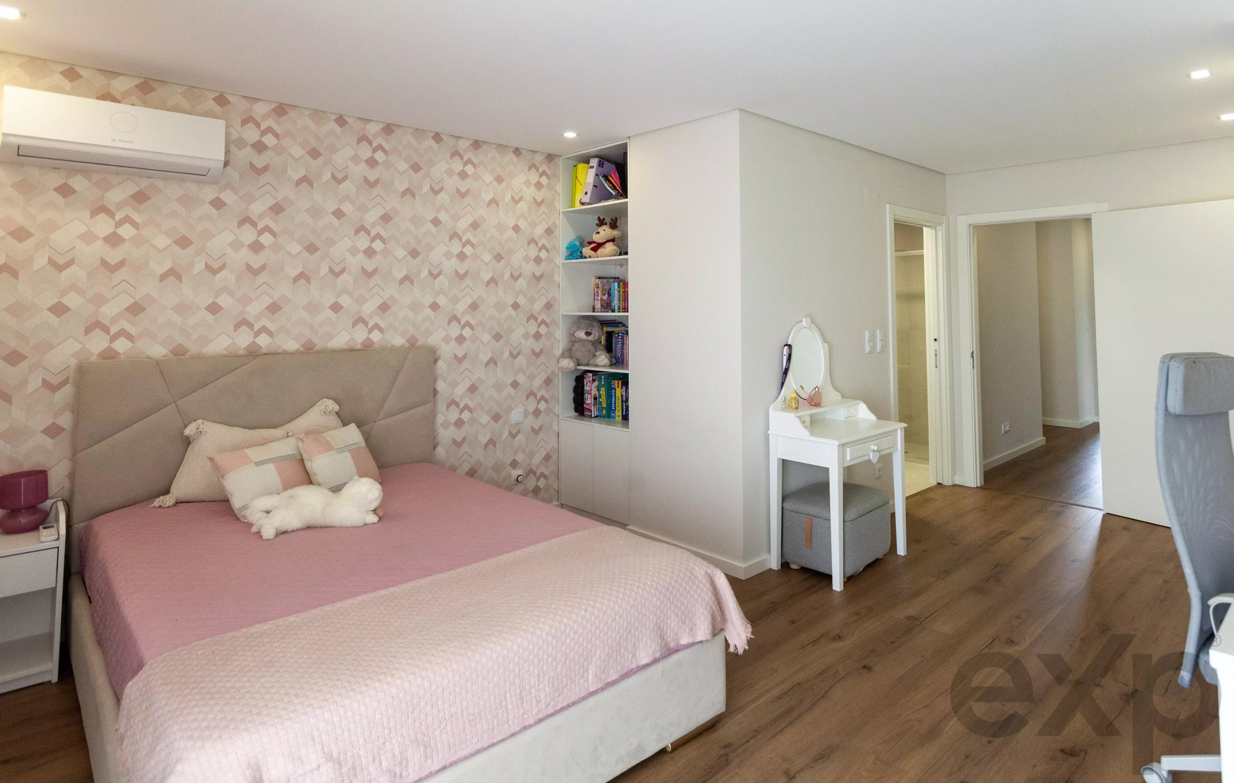 Penthouse Apartment T4 with 3 Suites, terrace overlooking the river 87223087 image 35